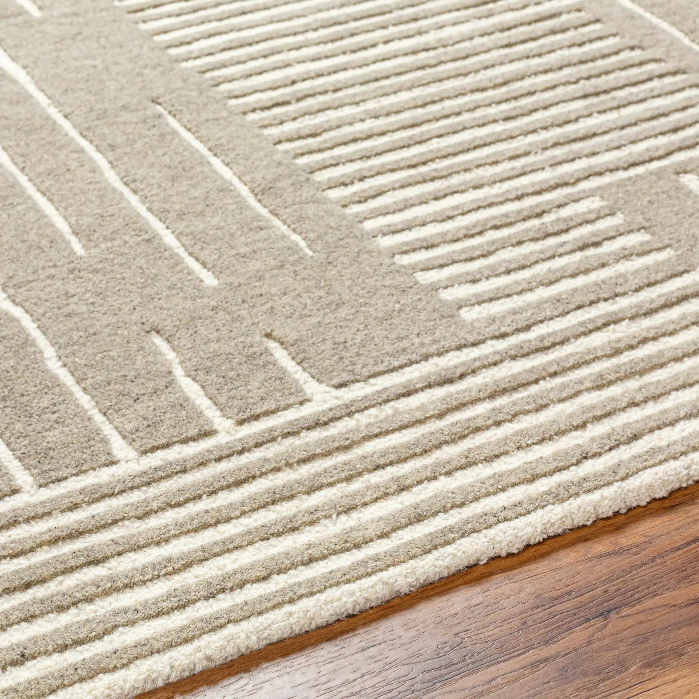 Akuji Area Rug - Clearance by Boutique Rugs