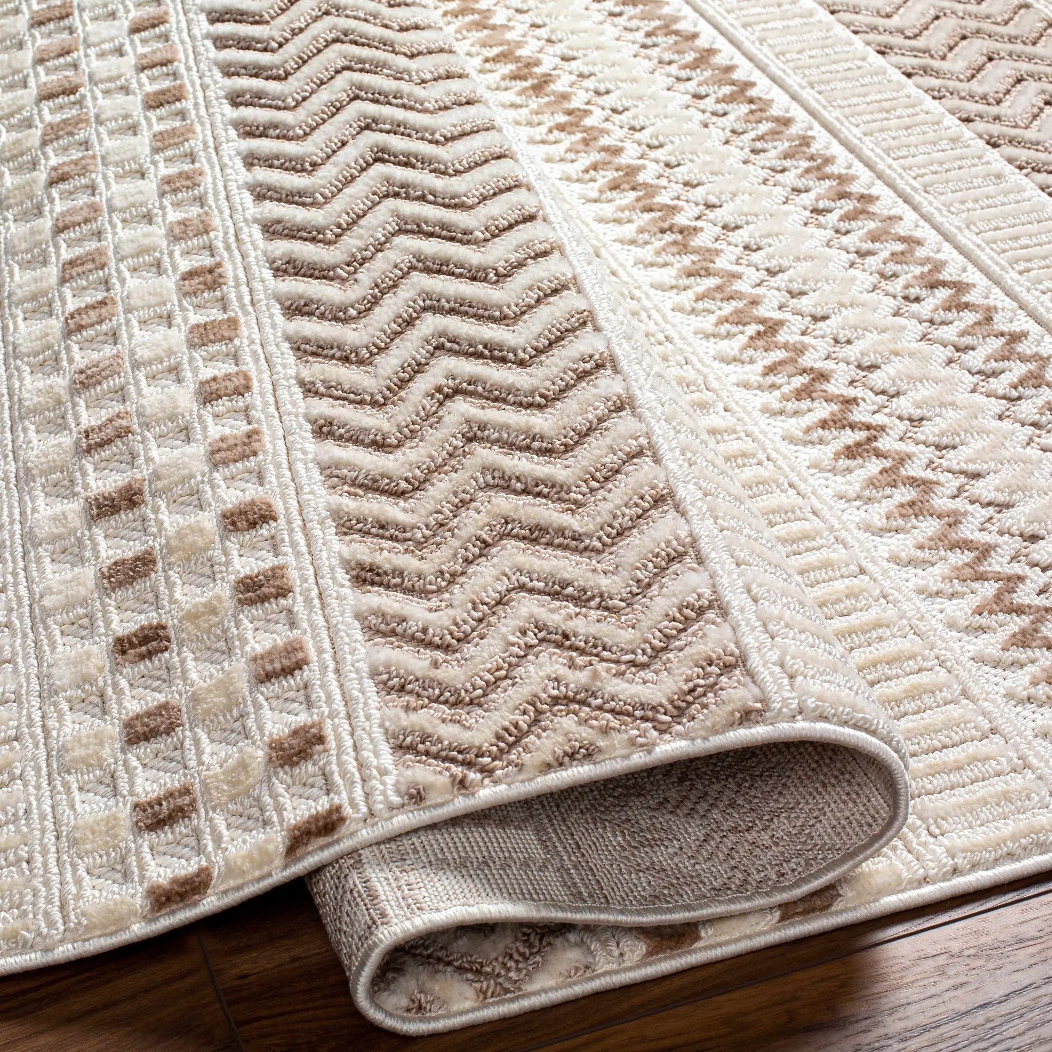 Eiko Beige Textured Saxony Rug with Fringes - Clearance by Boutique Rugs