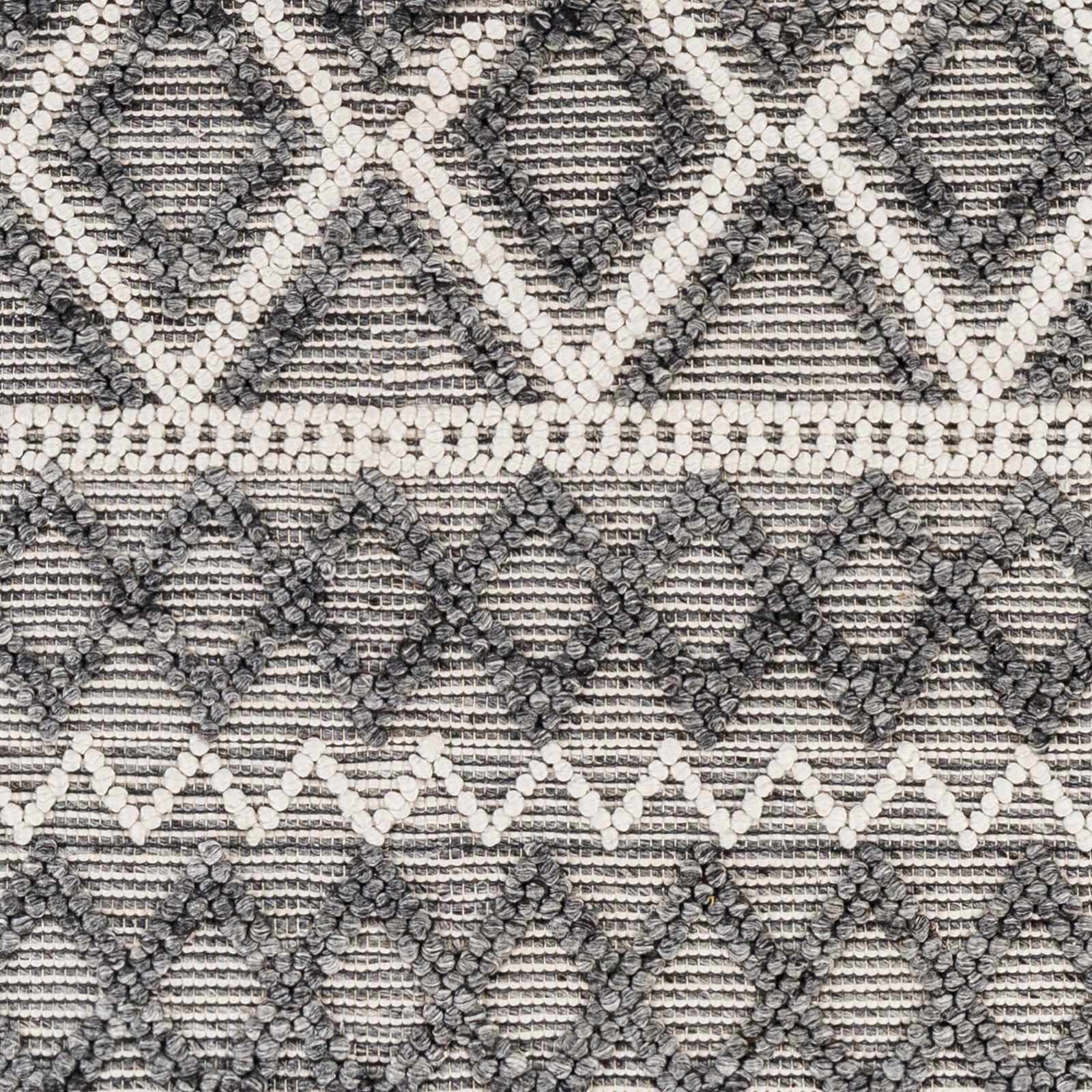 Yuka Area Rug - Clearance by Boutique Rugs