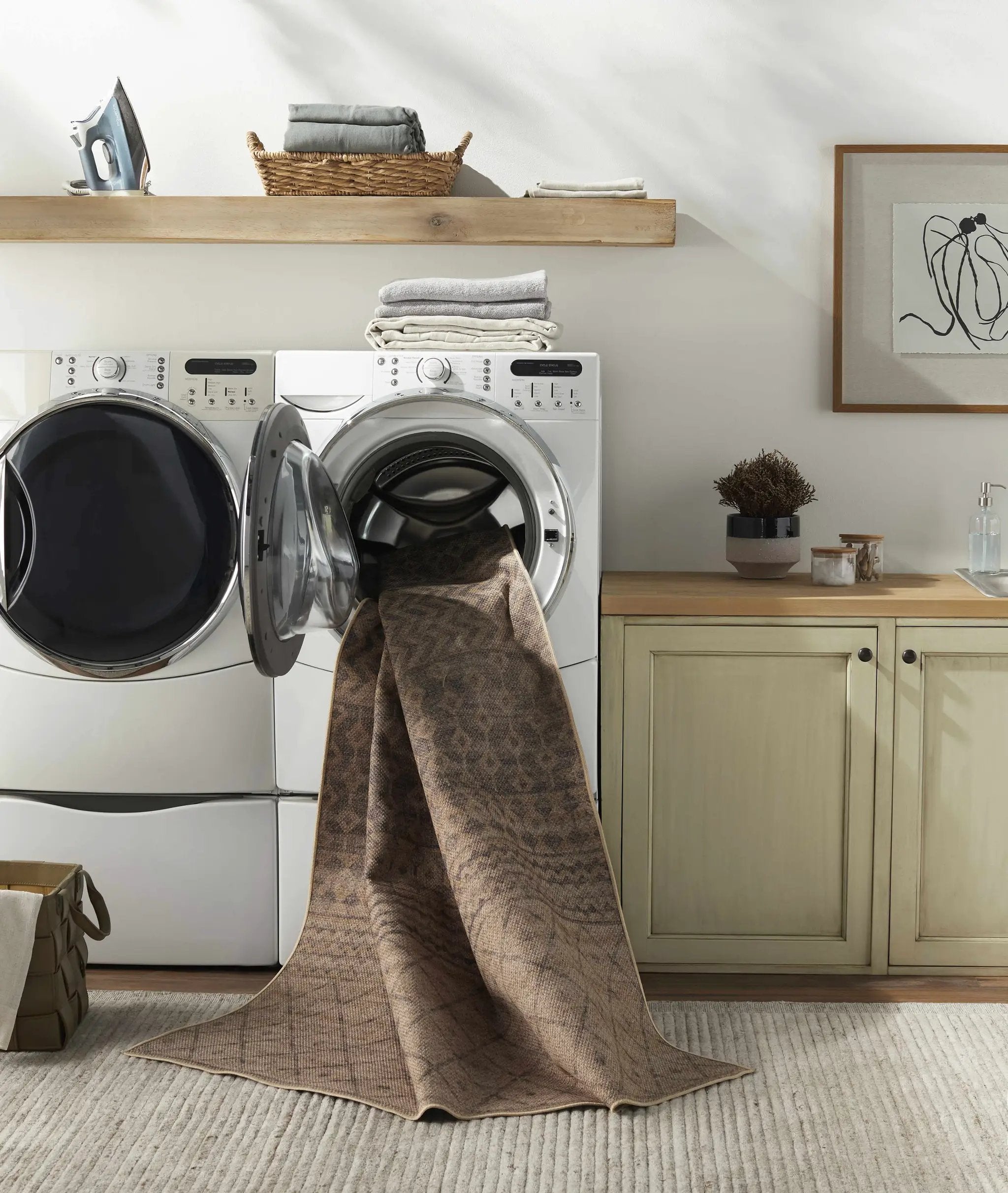 Inali Washable Area Rug - Clearance by Boutique Rugs