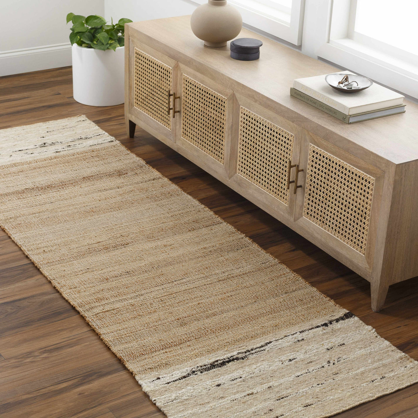 Hedd Area Rug - Clearance by Boutique Rugs