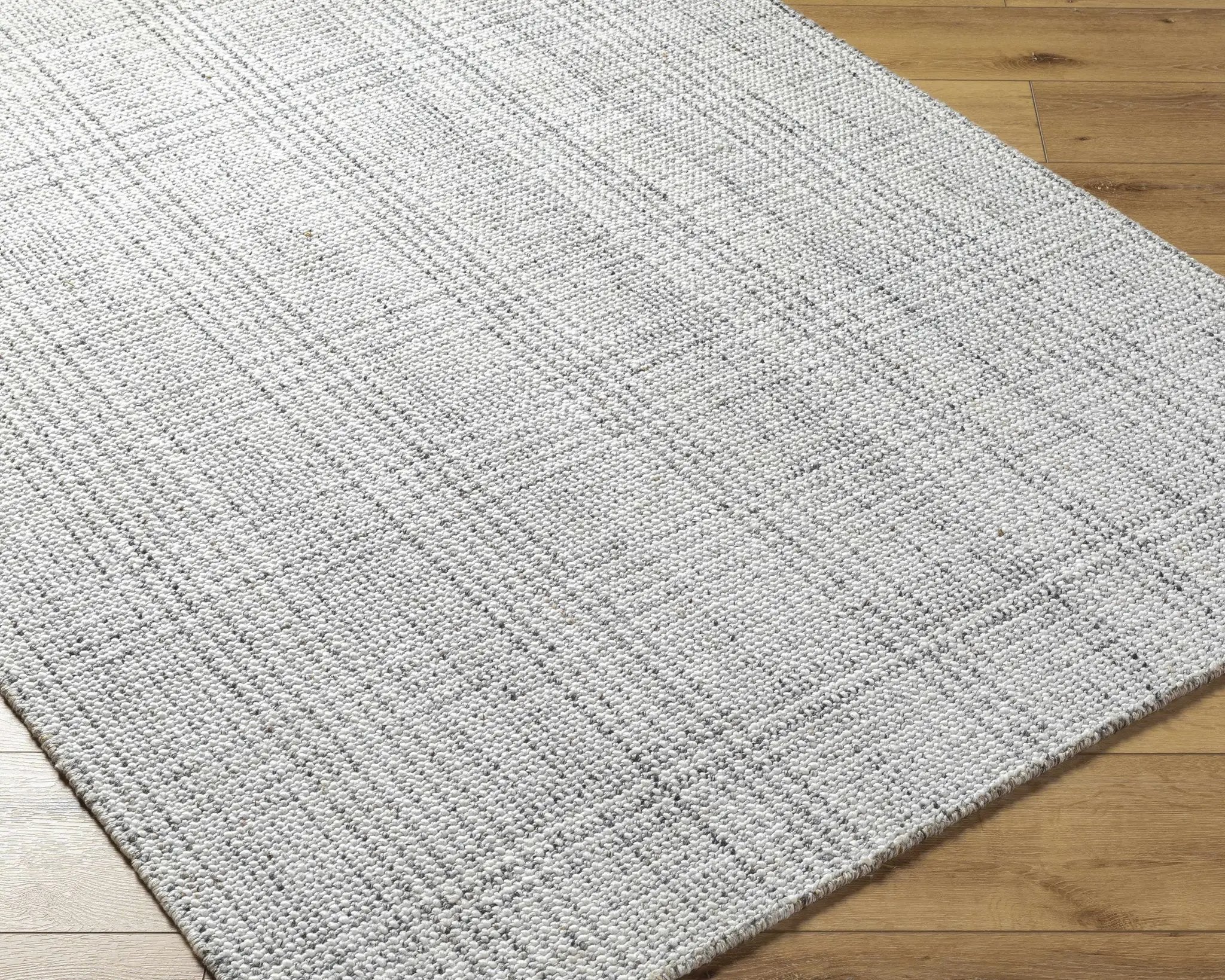 Amara White Area Rug - Clearance by Boutique Rugs