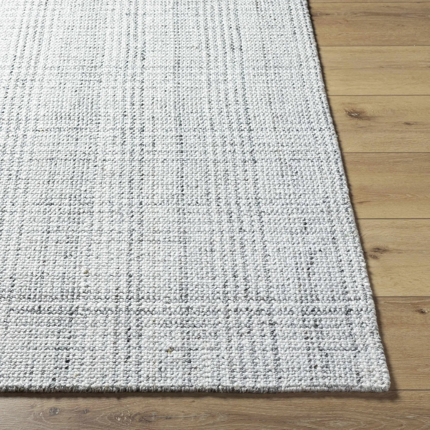 Amara White Area Rug - Clearance by Boutique Rugs