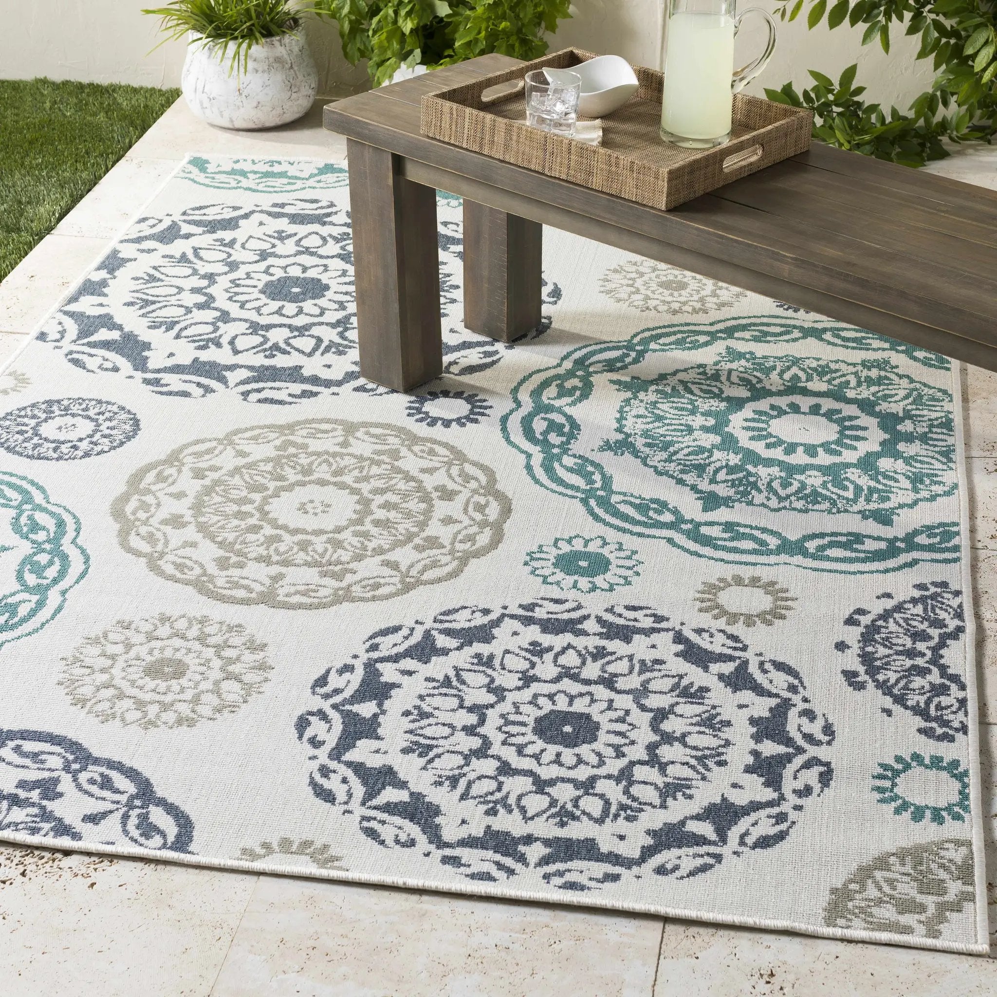 Shonkin Outdoor Area Rug - Clearance by Boutique Rugs