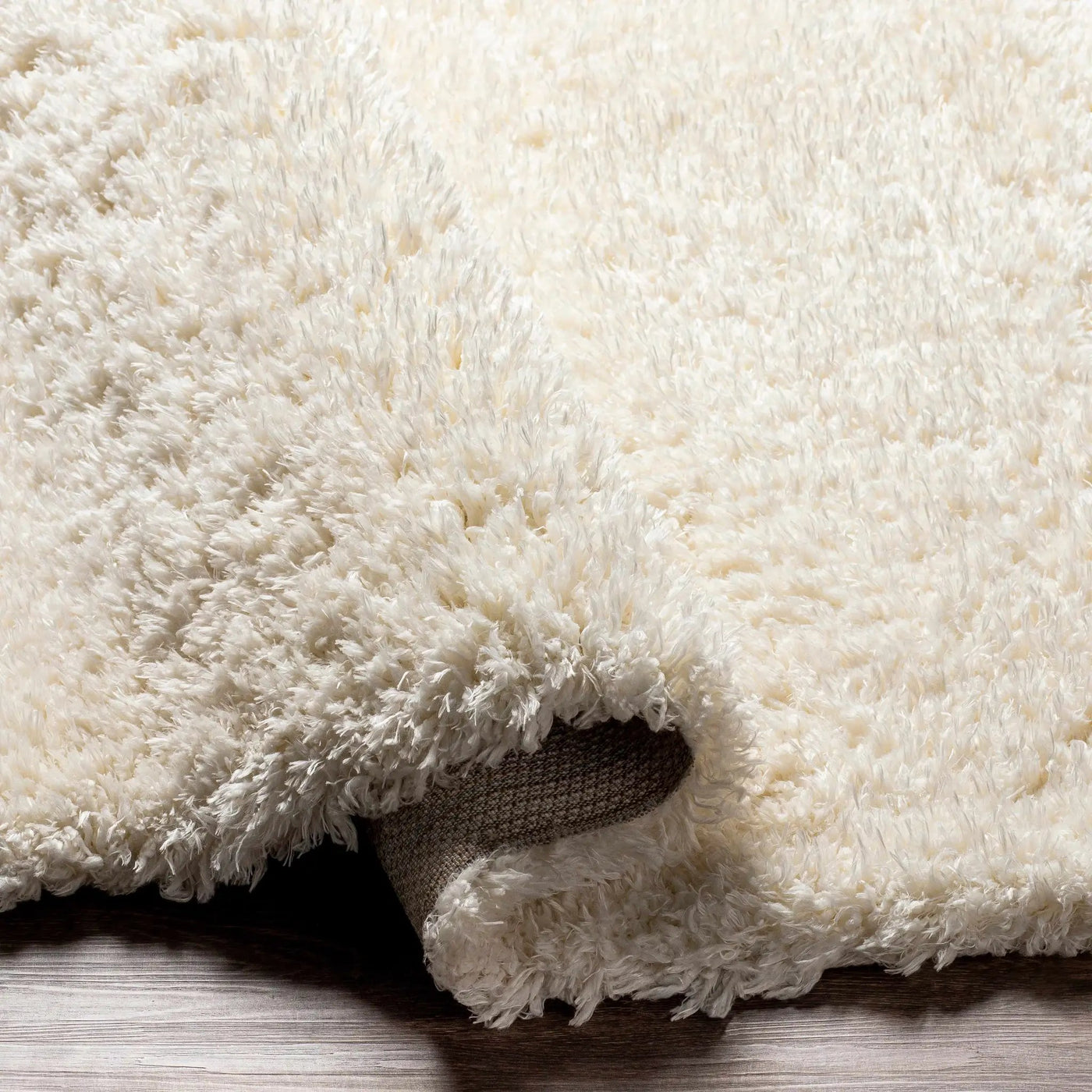 Siari Solid Cream Plush Rug by Boutique Rugs
