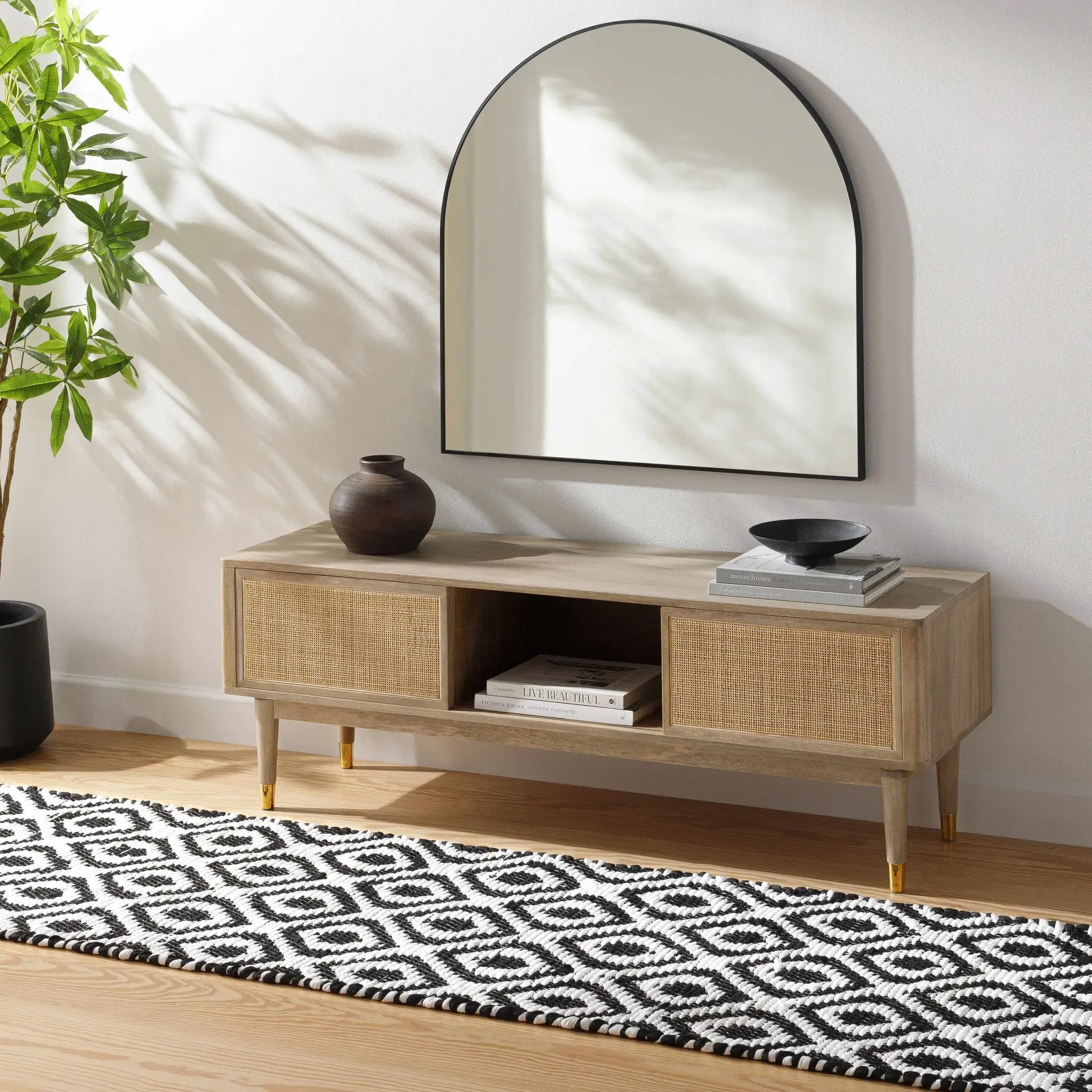 Helmi Area Rug - Clearance by Boutique Rugs