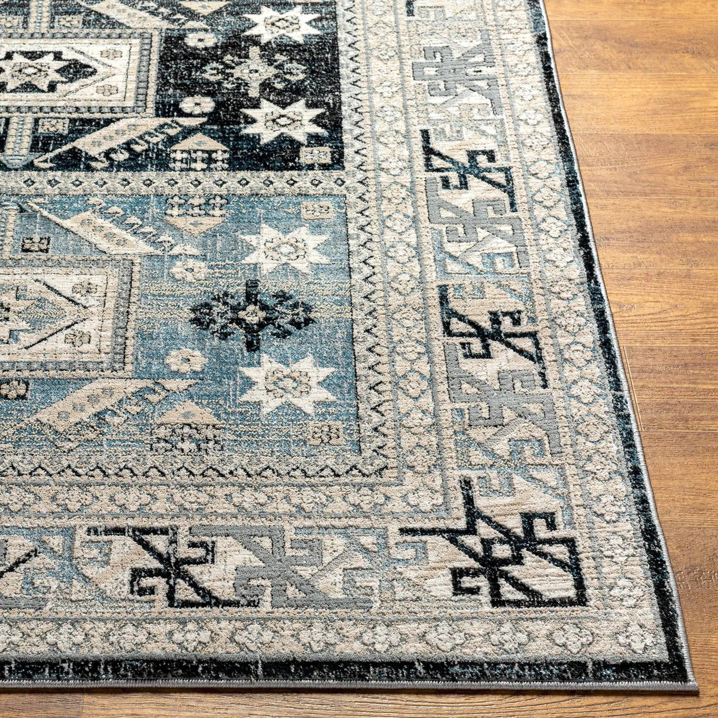 Sultanbeyli Area Carpet Area Rug - Clearance by Boutique Rugs
