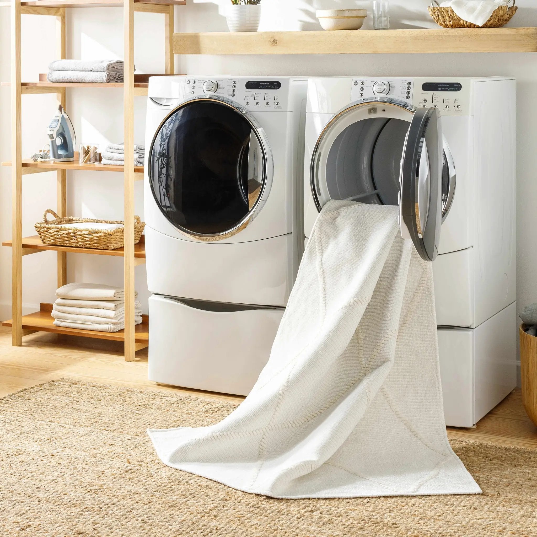 Amani White Washable Rug - Clearance by Boutique Rugs