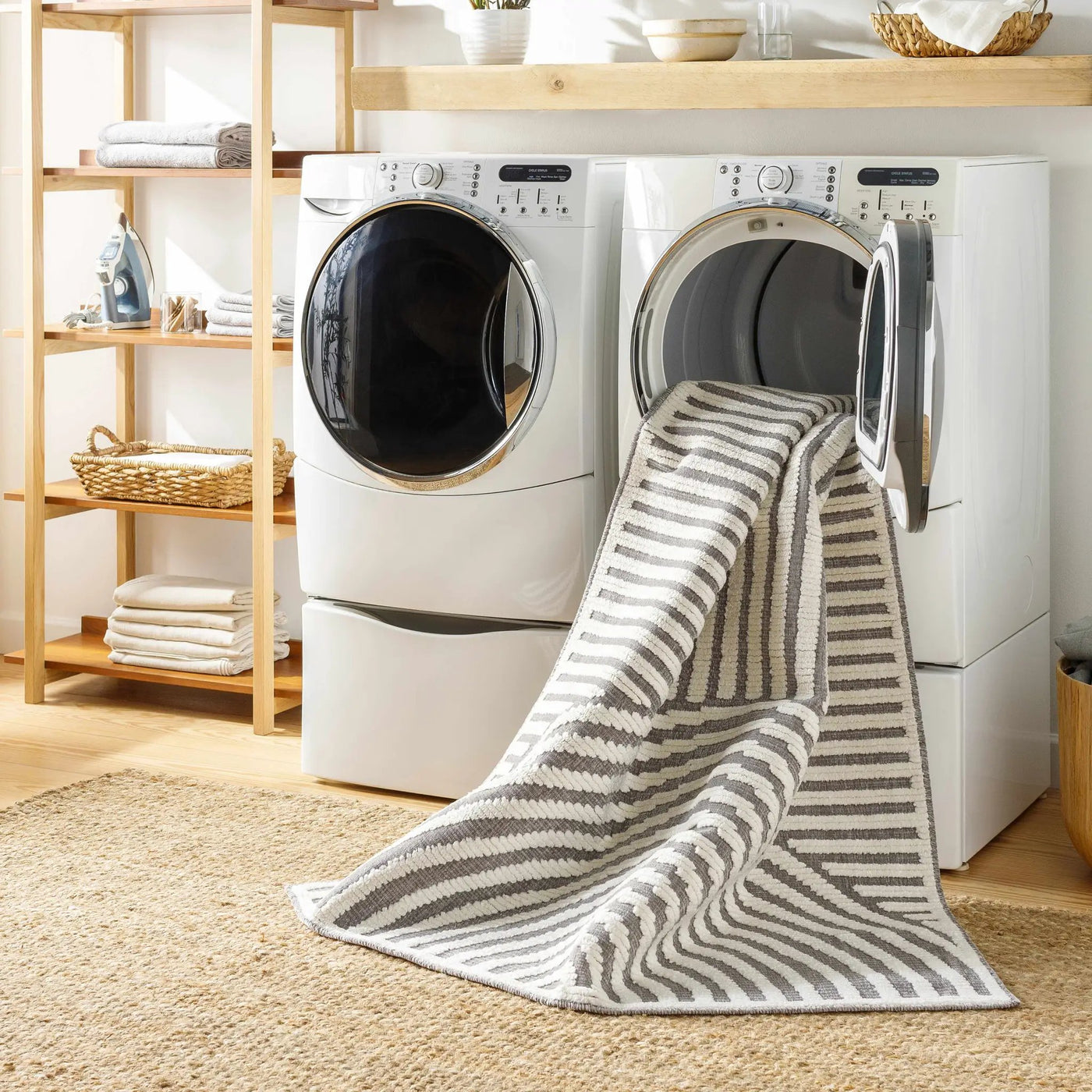 Deron Gray Rainbow Washable Rug by Boutique Rugs