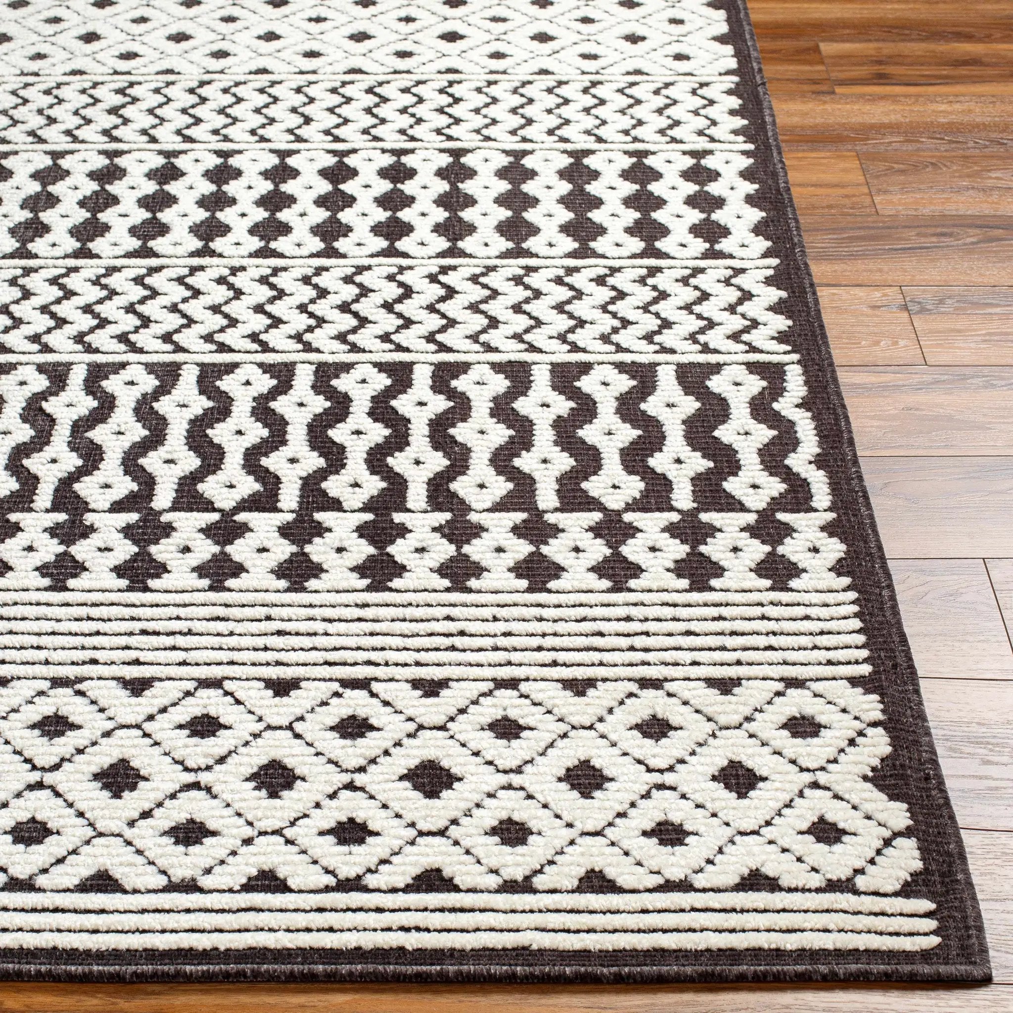 Drago Black Trellis Washable Rug - Clearance by Boutique Rugs