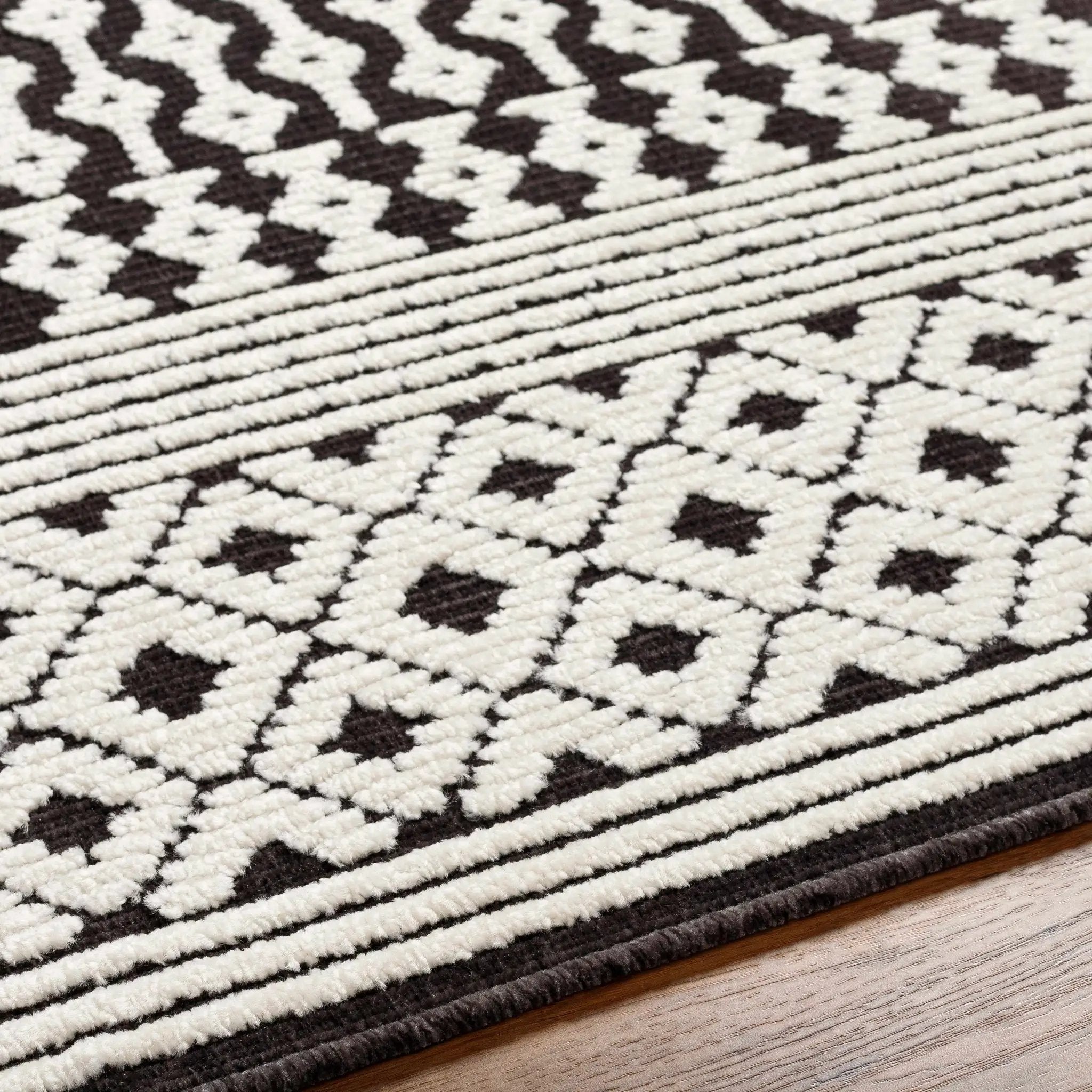 Drago Black Trellis Washable Rug - Clearance by Boutique Rugs