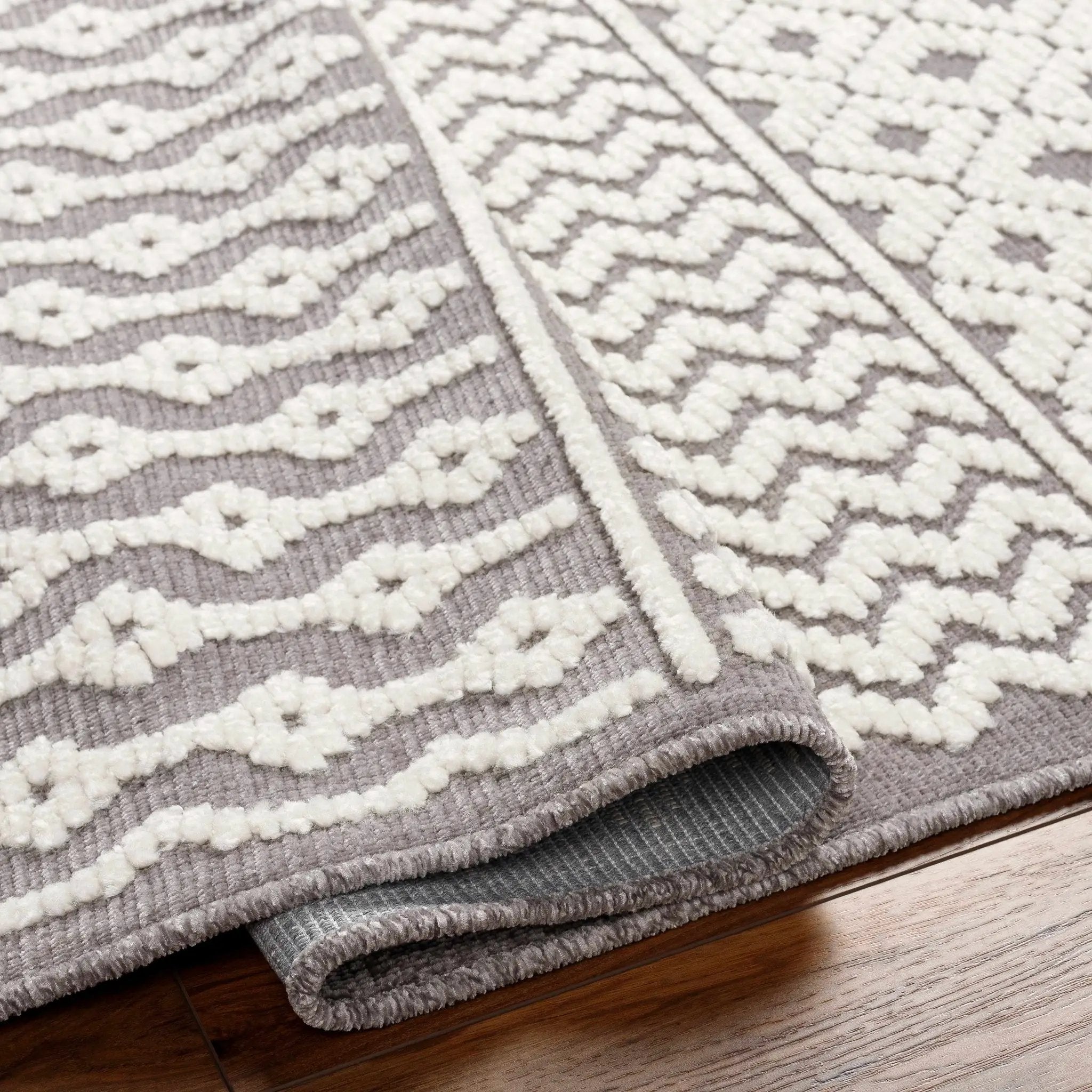 Drago Gray 3D Area Rug - Clearance by Boutique Rugs