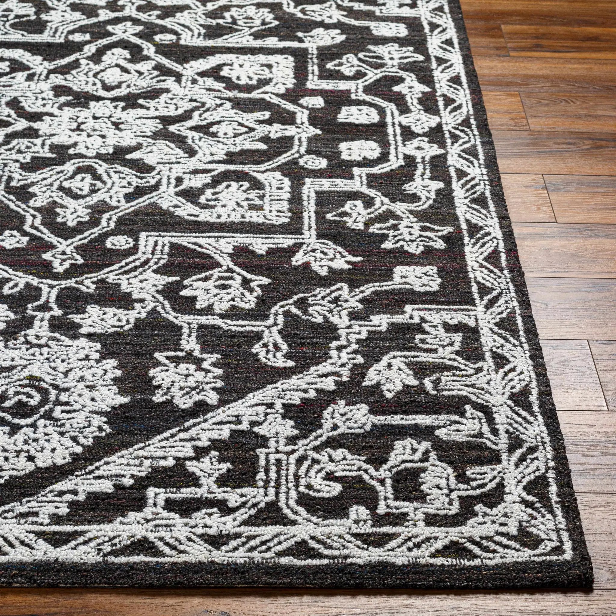 Black Derya Area Rug - Clearance by Boutique Rugs