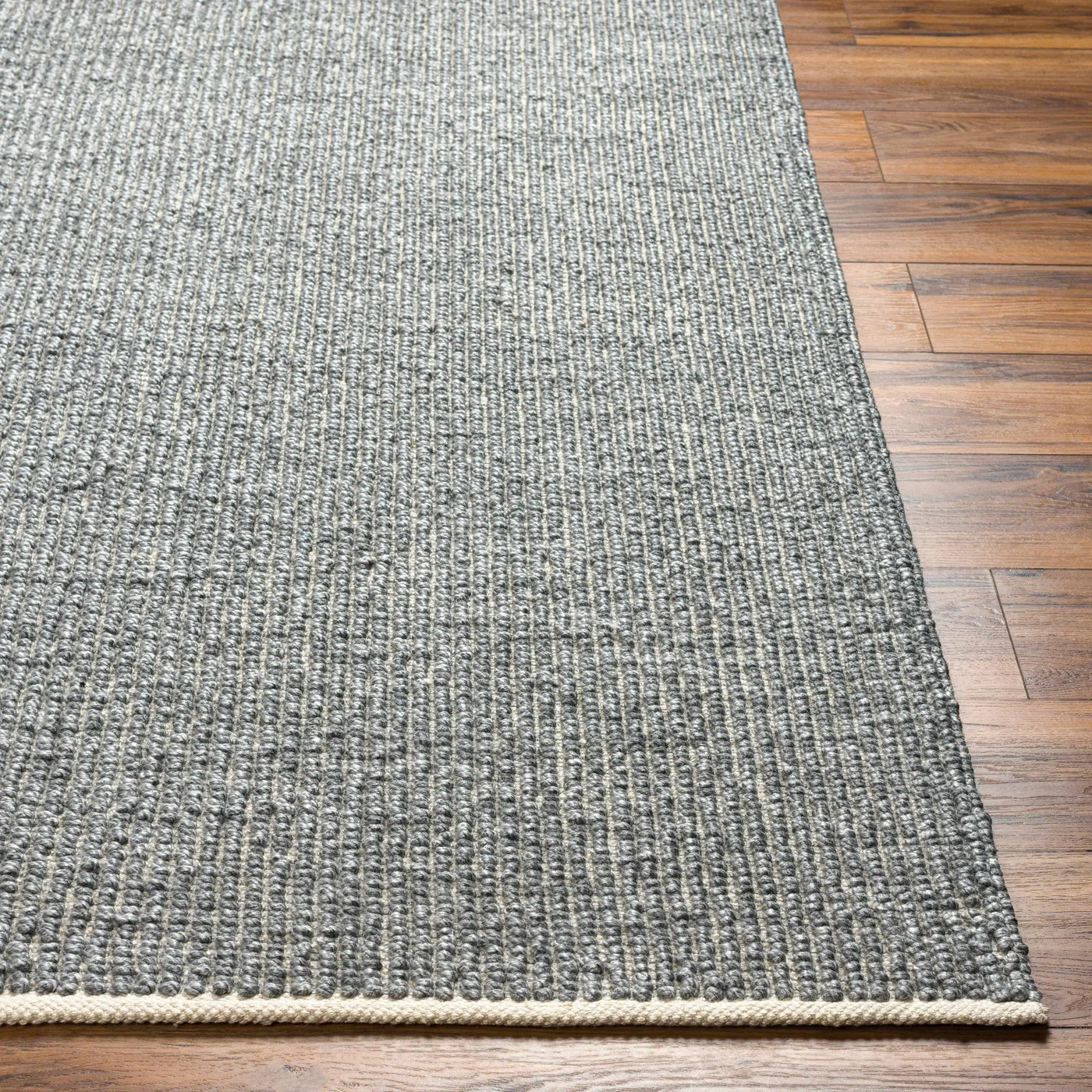 Maki Area Rug - Clearance by Boutique Rugs