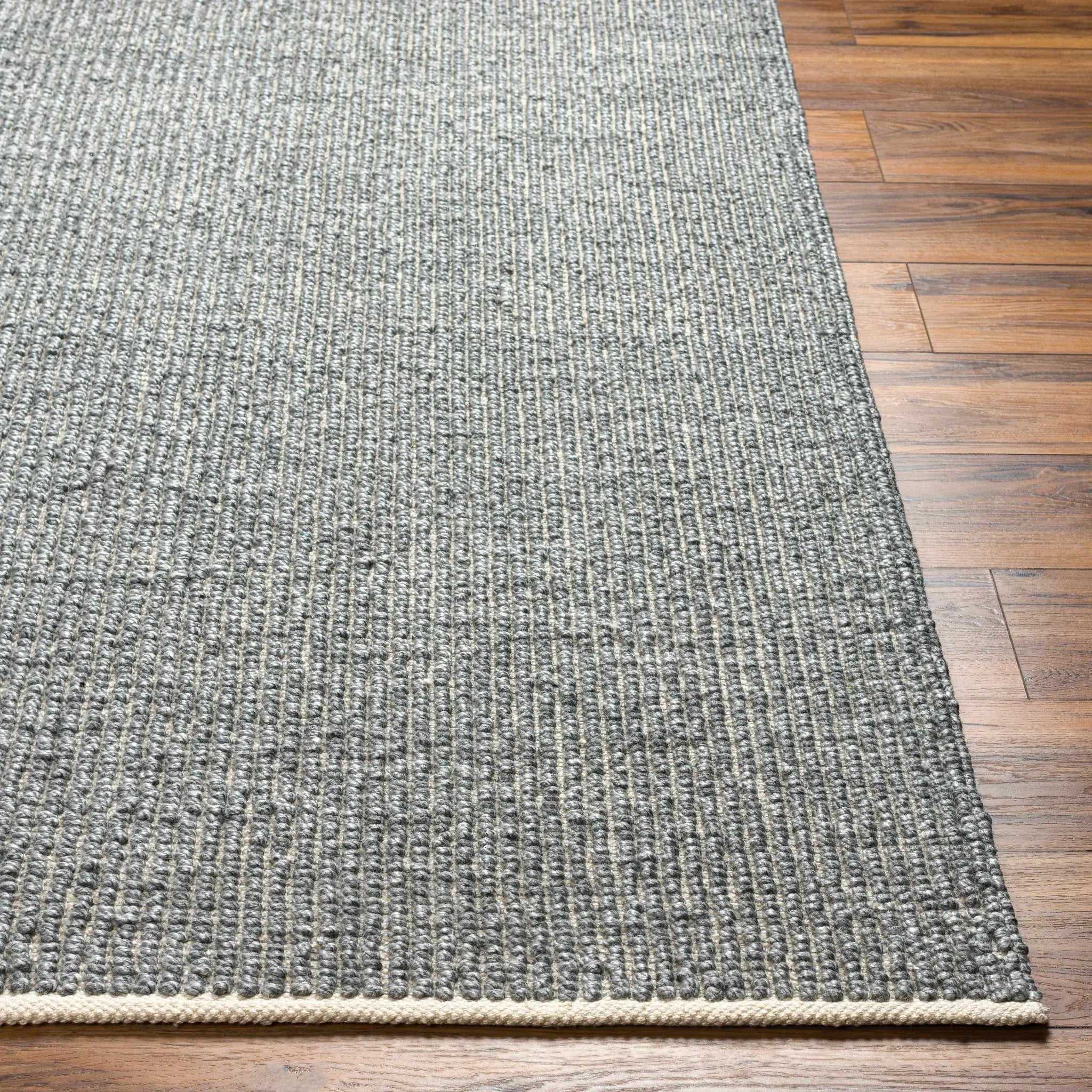 Maki Area Rug - Clearance by Boutique Rugs