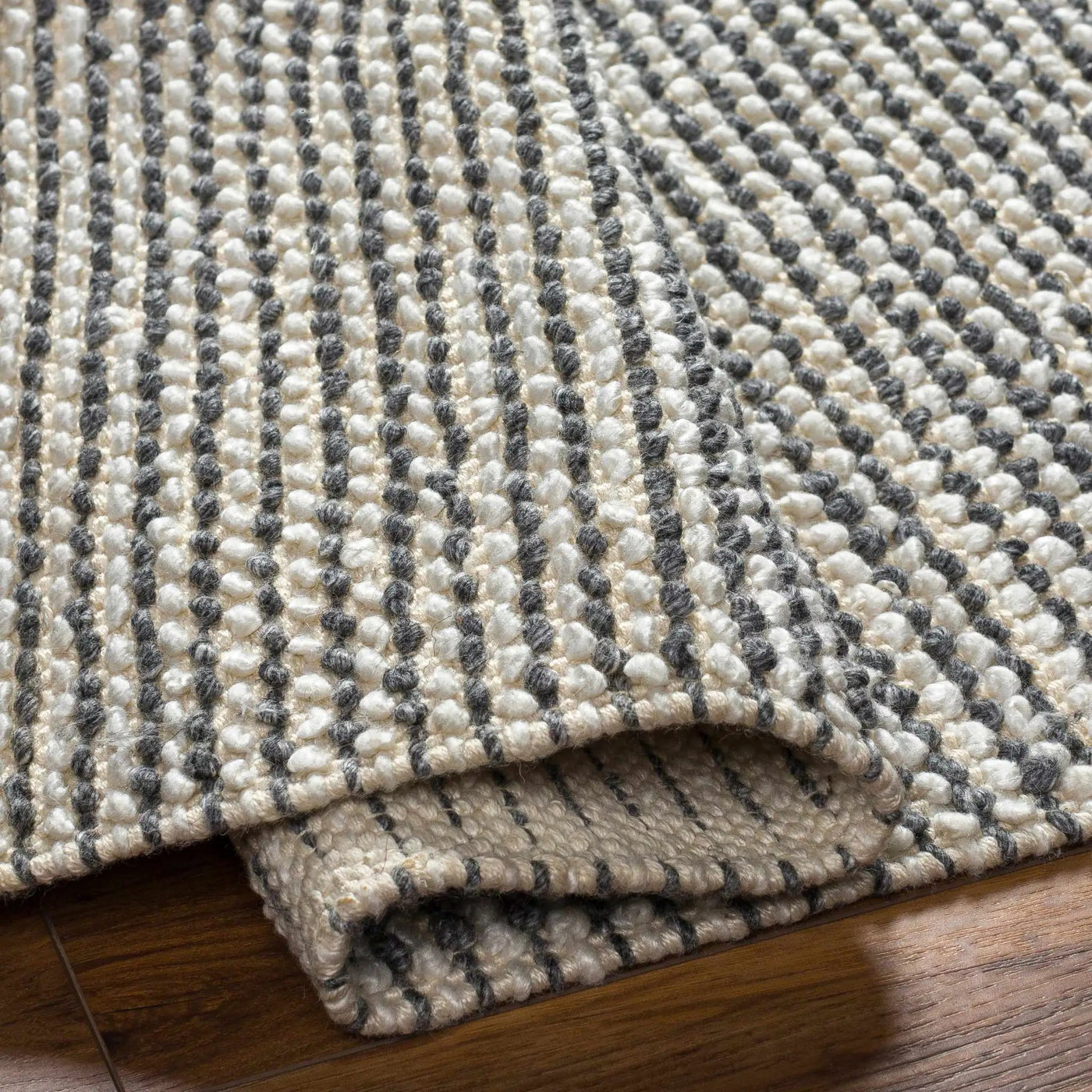 Piri Area Rug - Clearance by Boutique Rugs