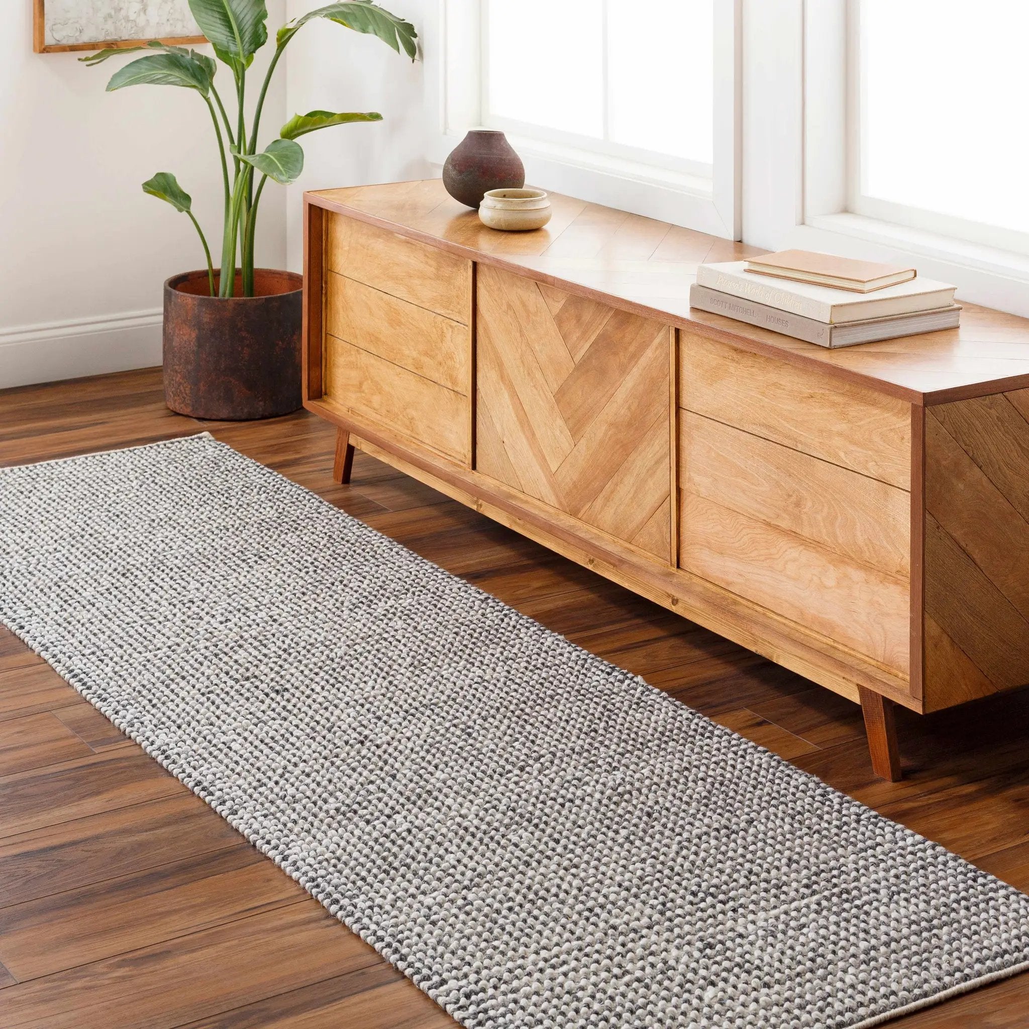 Piri Area Rug - Clearance by Boutique Rugs