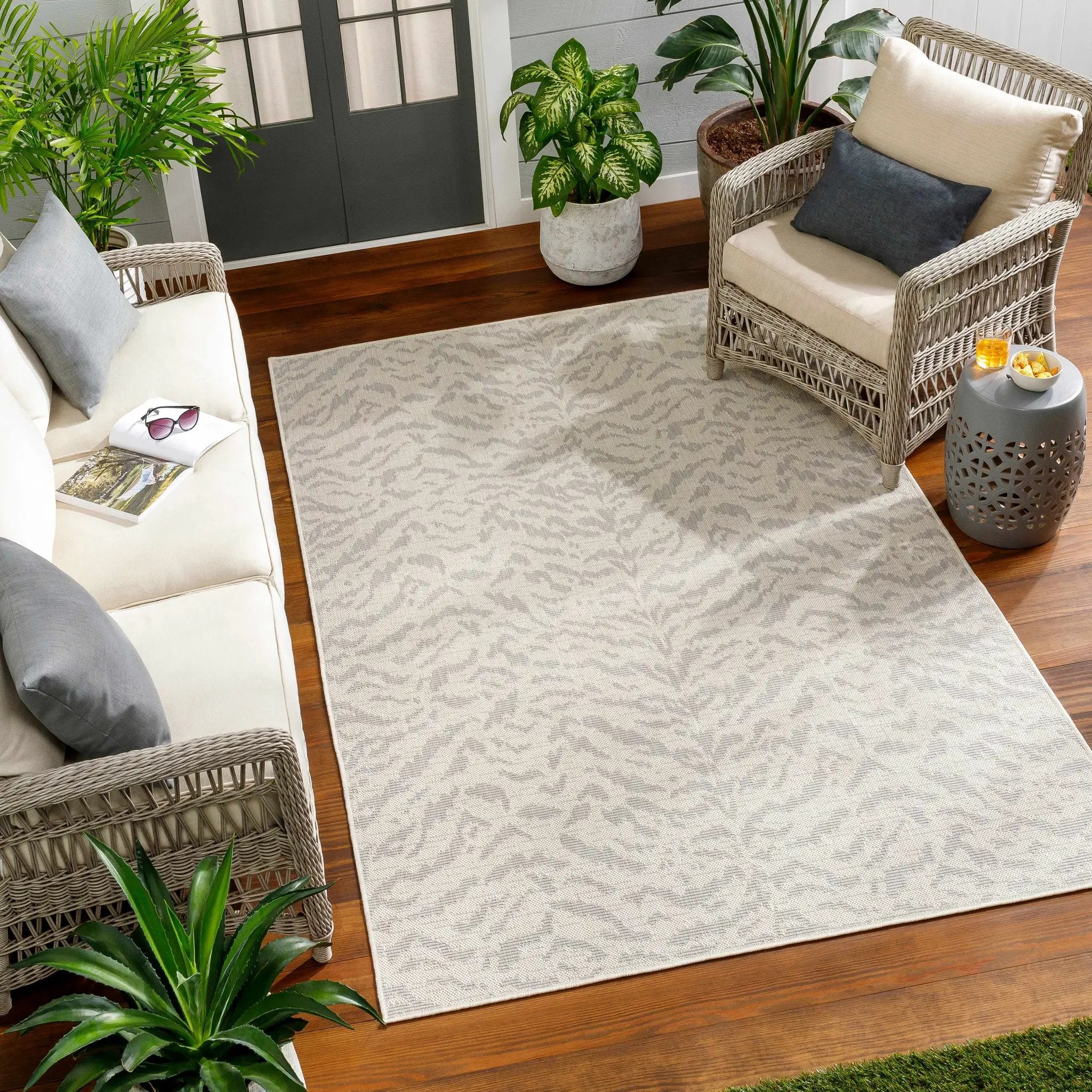 Friso Cream Outdoor Area Rug - Clearance by Boutique Rugs