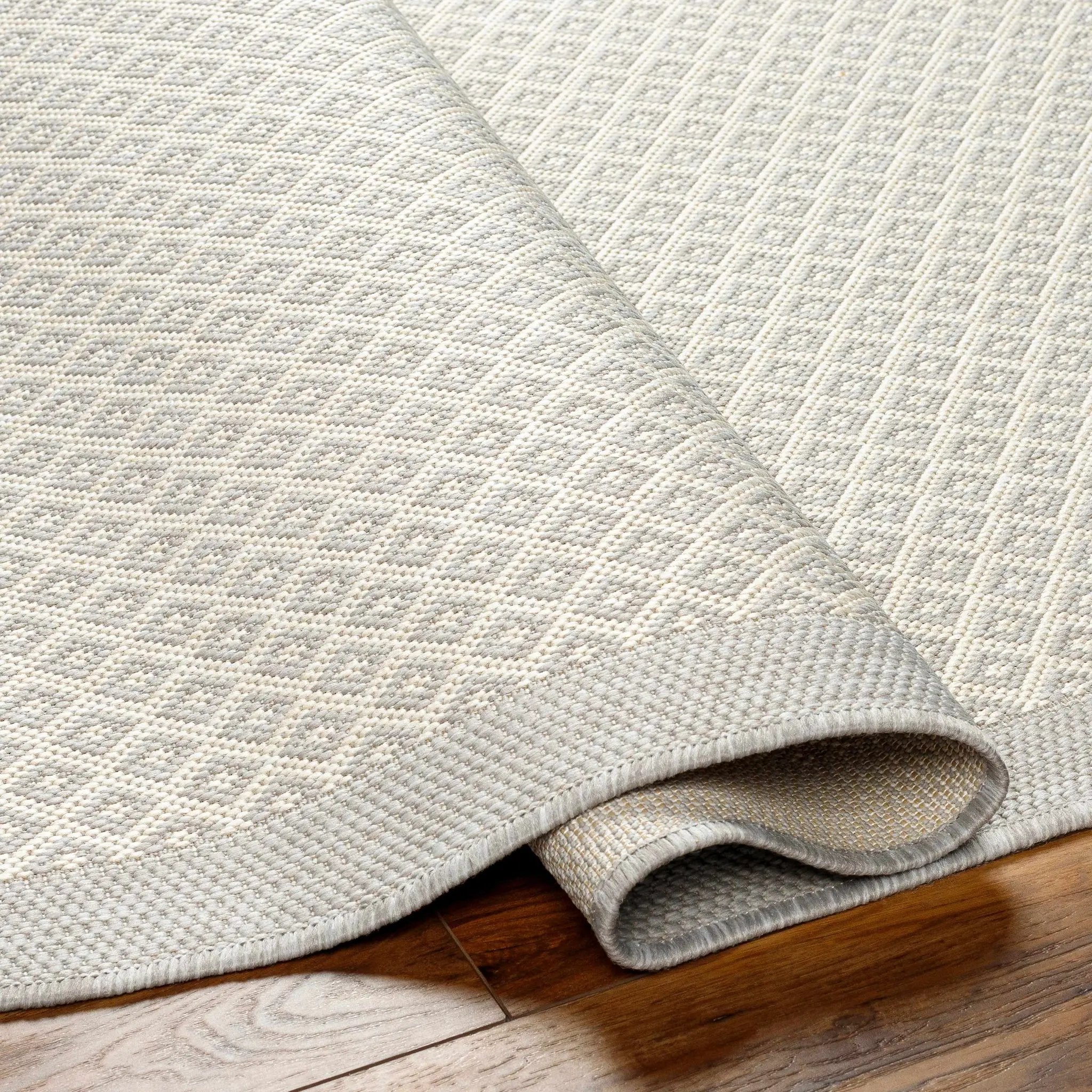 Suzu Outdoor Area Rug - Clearance by Boutique Rugs