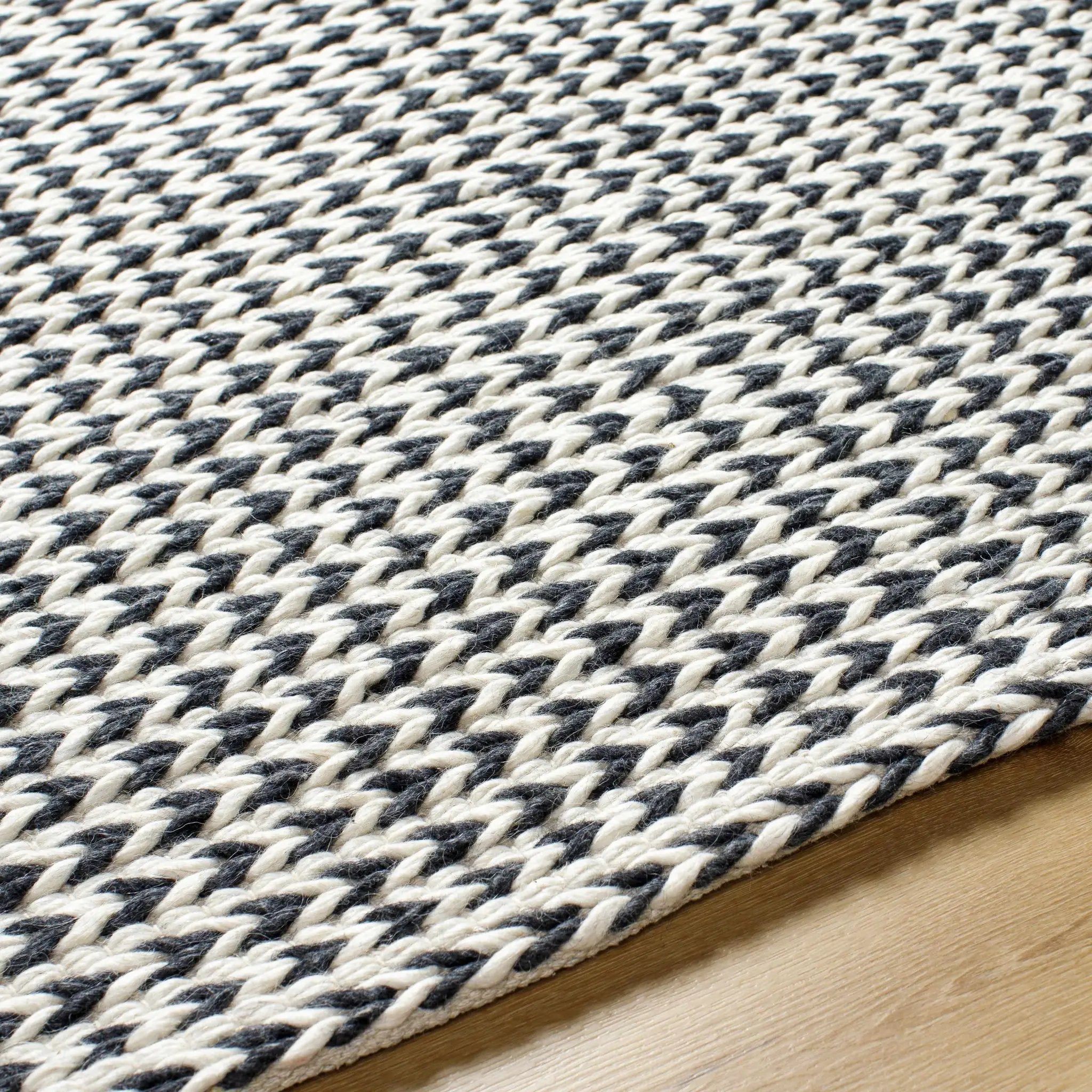 Lenci Silver Beige Area Rug by Boutique Rugs