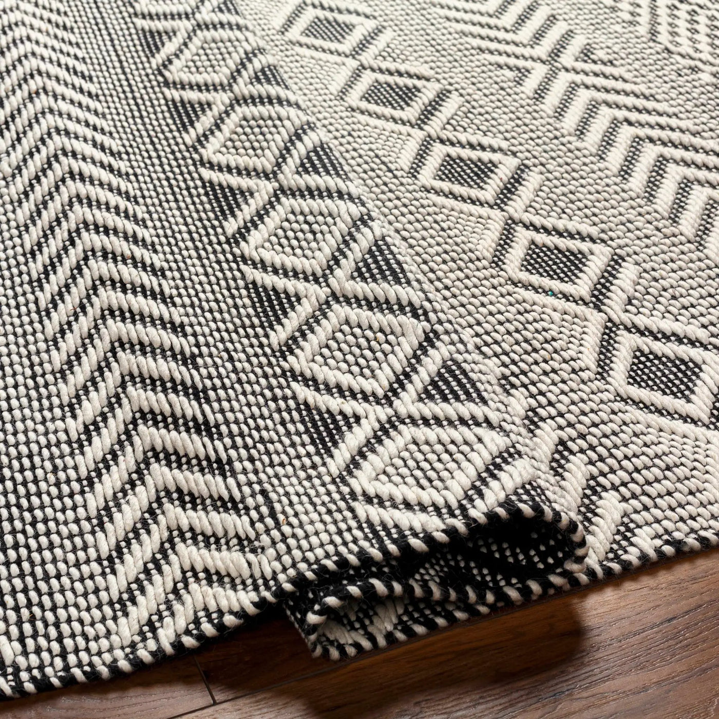 Asuka Area Rug - Clearance by Boutique Rugs