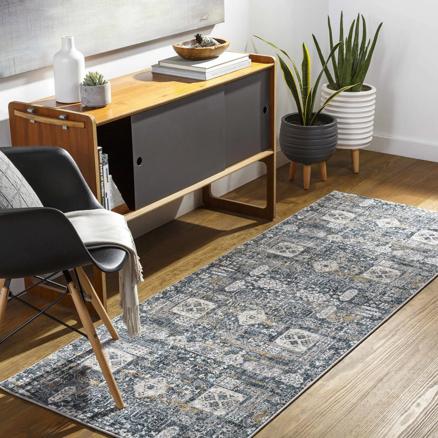 Stacyville Luxe Fringe Rug by Boutique Rugs
