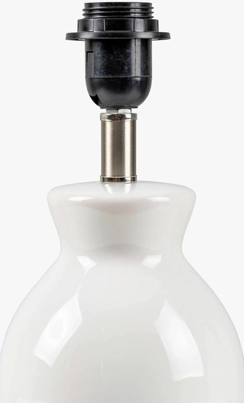 Salgareda White Ceramic Table Lamp by Boutique Rugs