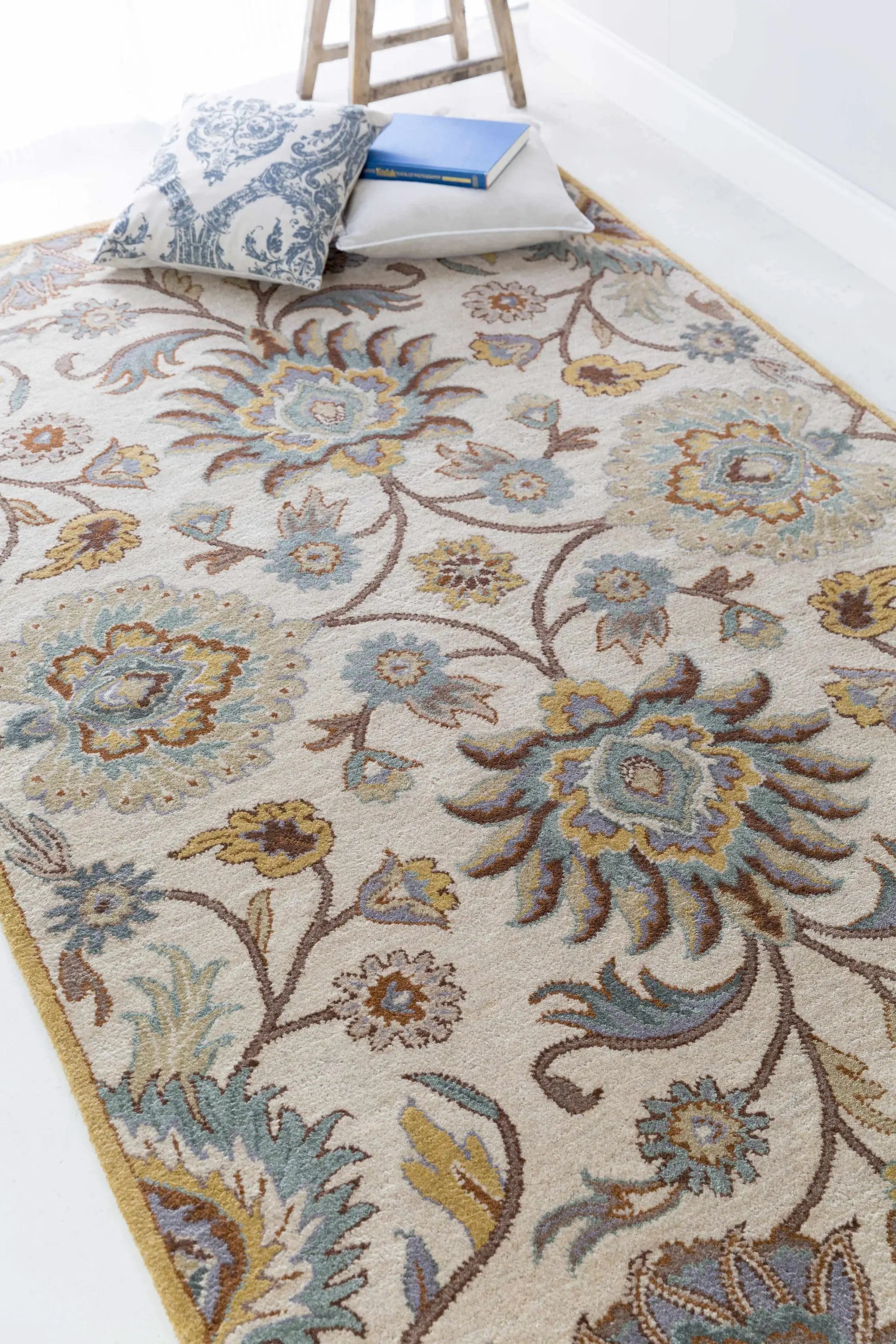 Conesus Hand Tufted Tan 1012 Area Rug by Boutique Rugs