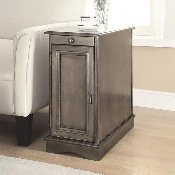 Lilith - Side Table