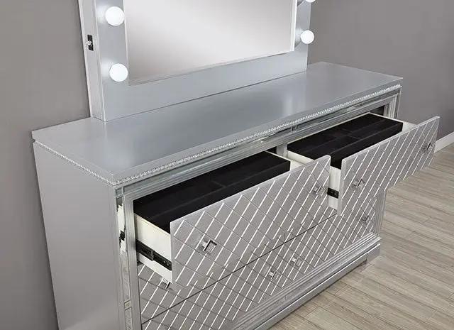 Belleterre - Dresser by Unique Piece Furniture