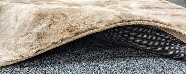 Famalica - Area Rug by Unique Piece Furniture