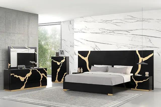 Goldsberg - E.King Bed w/ Wall Panels by Unique Piece Furniture