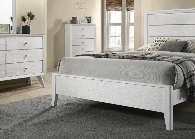 Dortmund - 4 Pc Queen Bedroom Set by Unique Piece Furniture