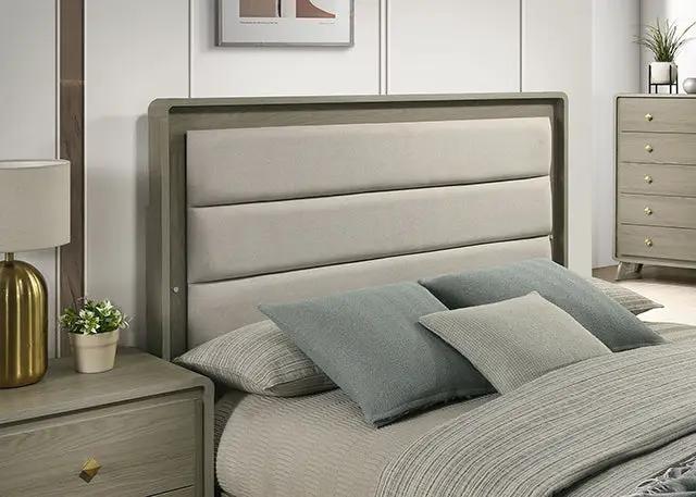 Rainier - 5 Pc Queen Bedroom Set (Upholstered HB) by Unique Piece Furniture