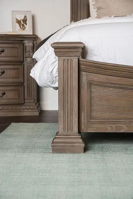 Seven Oaks - Queen Bed by Unique Piece Furniture