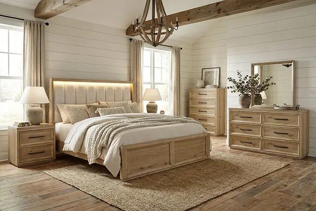 Helios - Queen Bed by Unique Piece Furniture