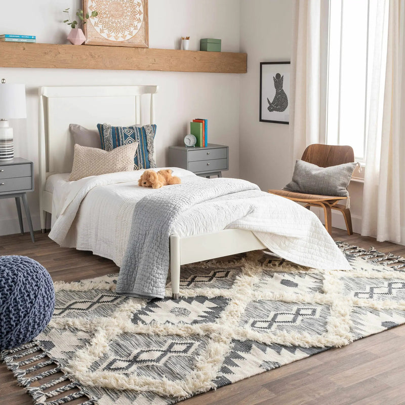Sultan Charcoal/Beige Tribal Tassel Wool Rug - Clearance by Boutique Rugs