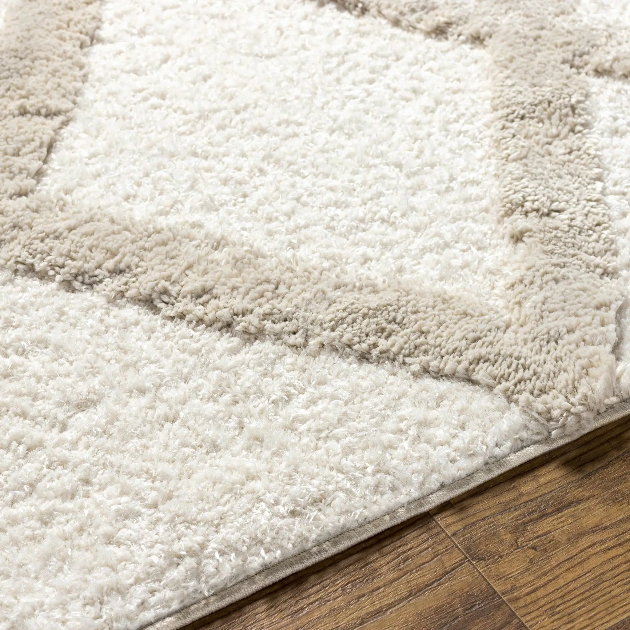 Sulusaray Area Rug - Clearance by Boutique Rugs
