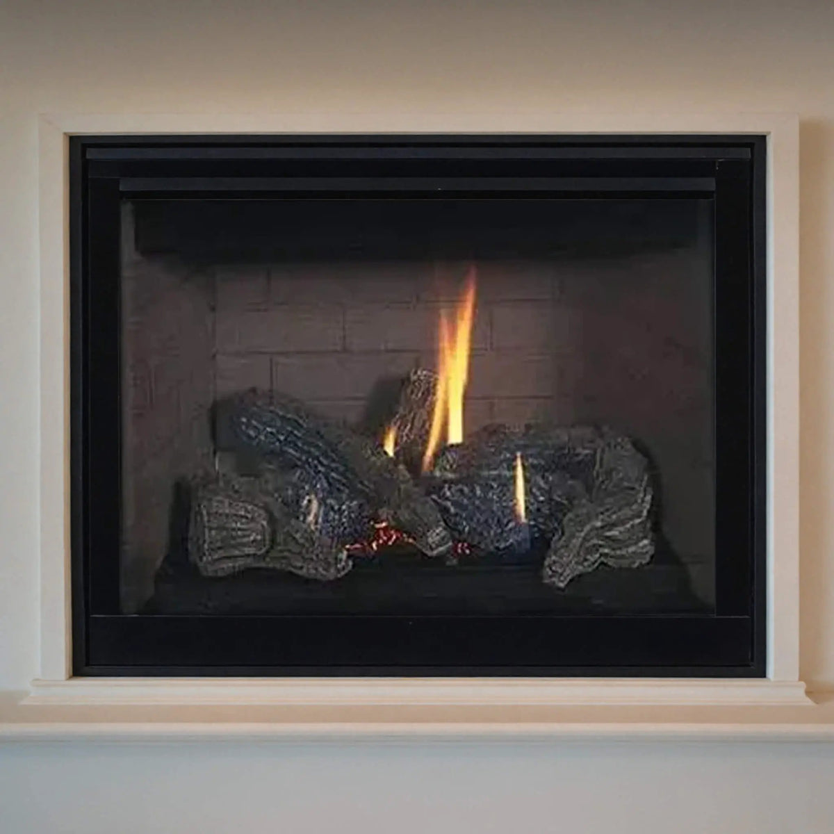 Superior Fireplaces 35-Inch Direct Vent 18K BTU Natural Gas Fireplace [DRT2035DMN/EN-E] (SAK58282) by SAKSBY WHOLESALE