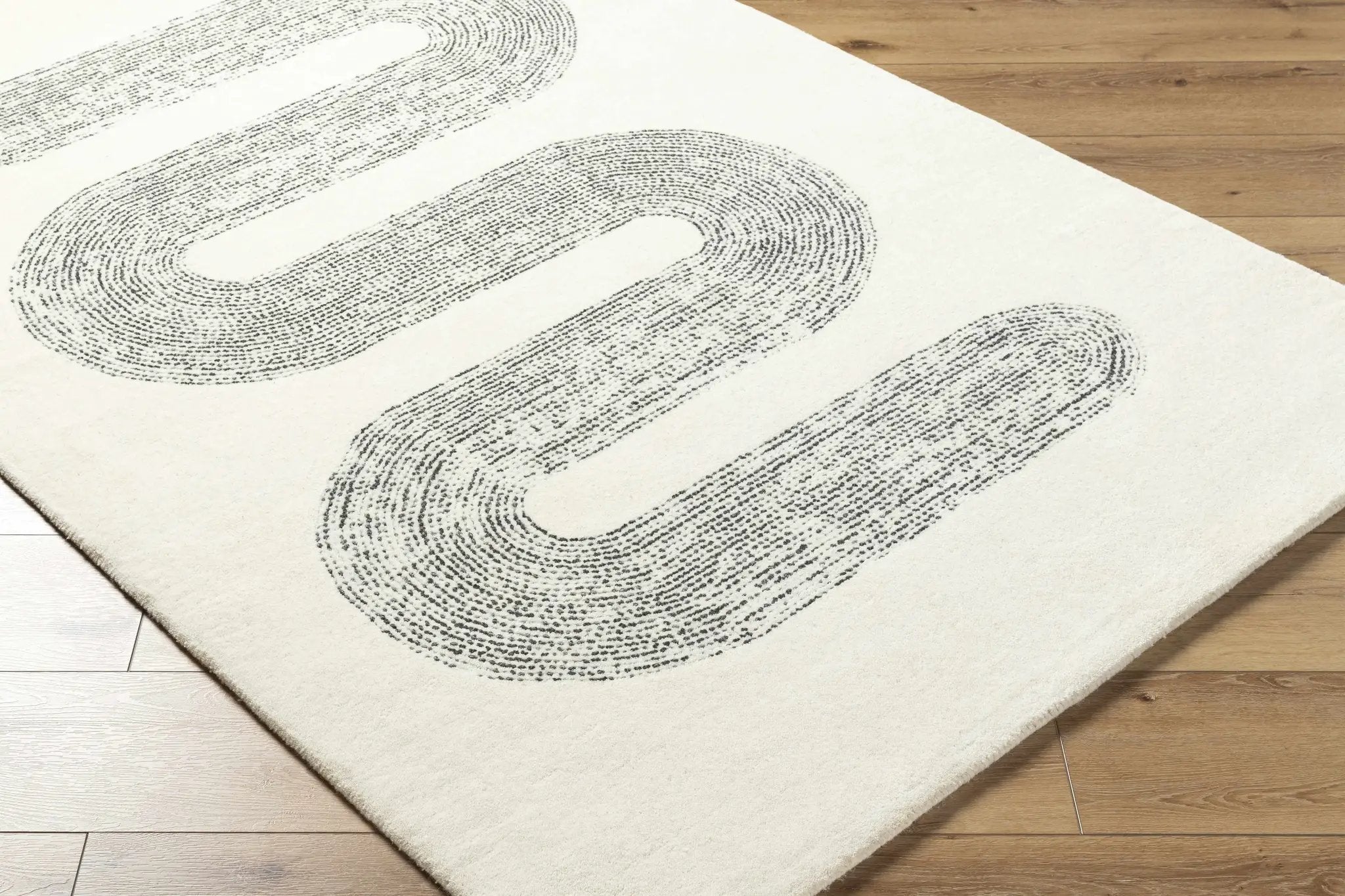 Saura Wool Area Rug - Clearance by Boutique Rugs