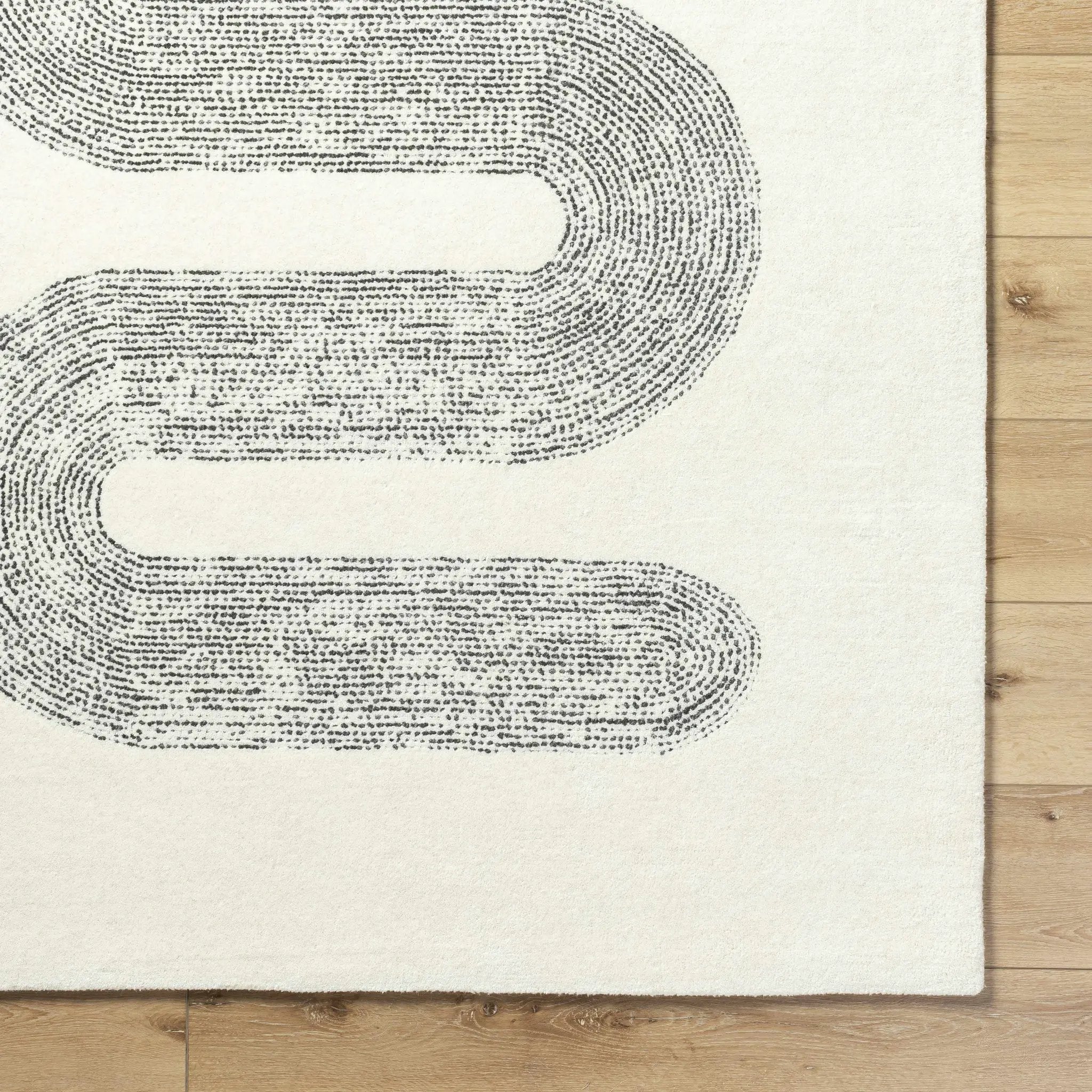 Saura Wool Area Rug - Clearance by Boutique Rugs