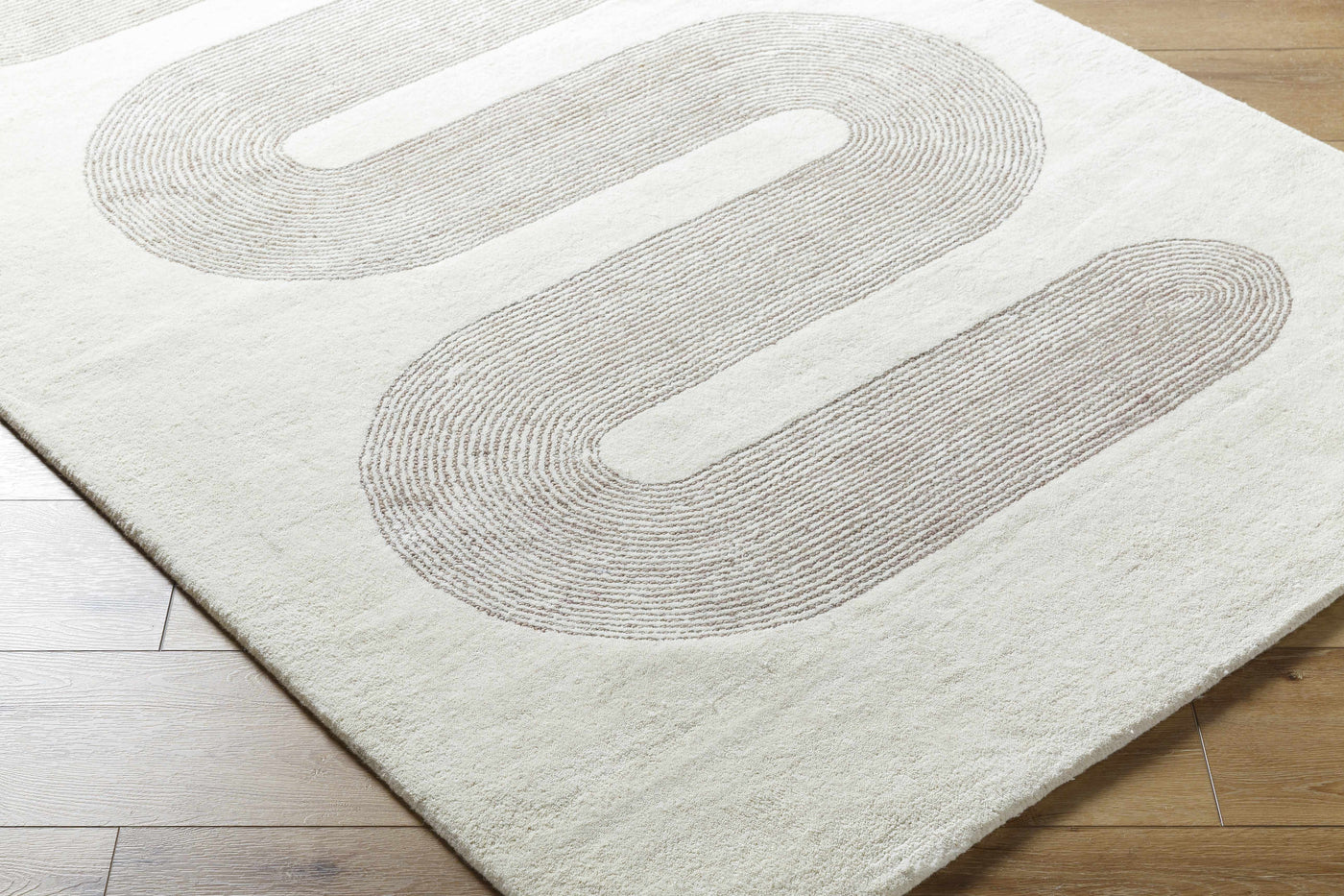 Saura Area Rug - Clearance by Boutique Rugs