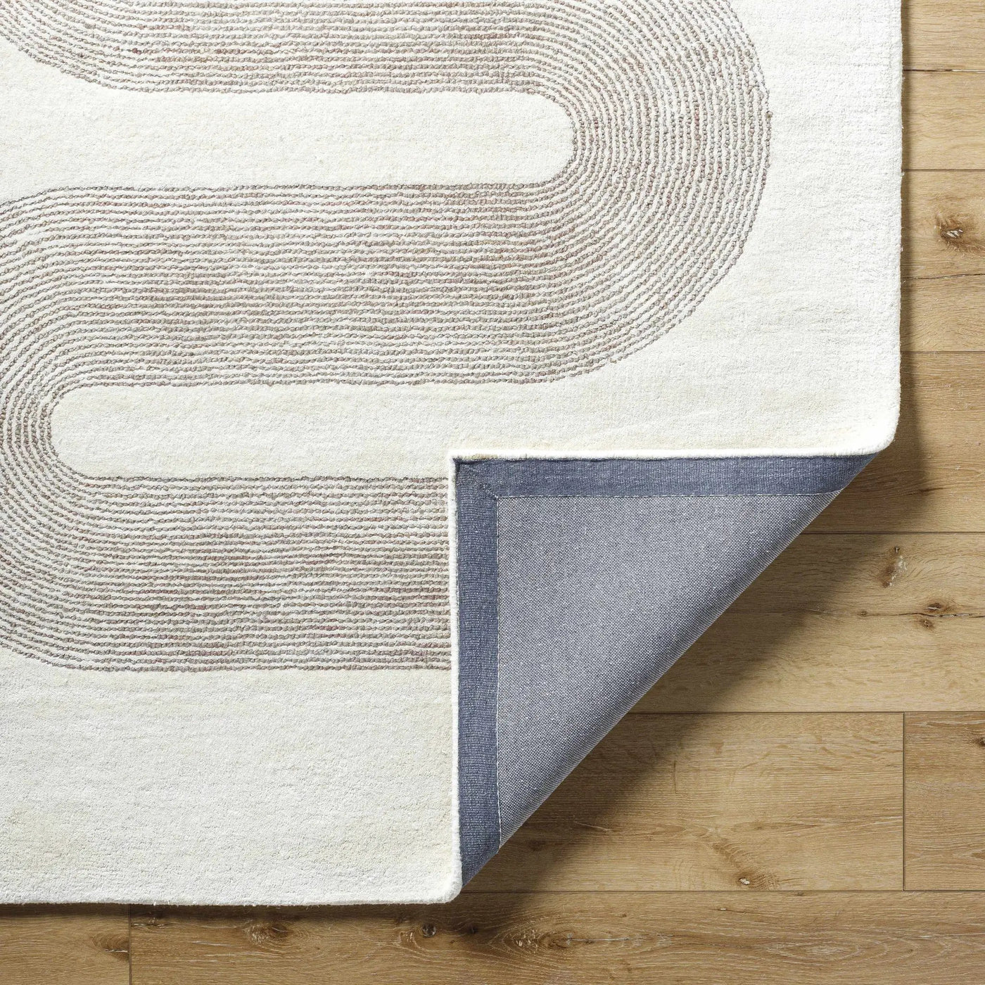 Saura Area Rug - Clearance by Boutique Rugs