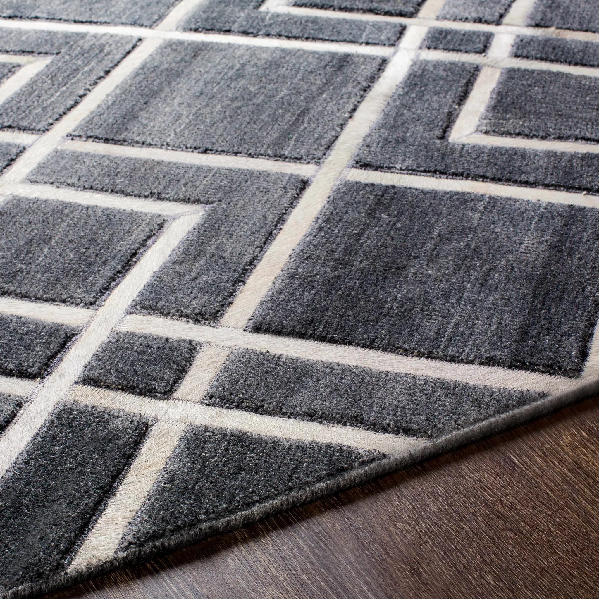 Taclobo Area Rug - Clearance by Boutique Rugs
