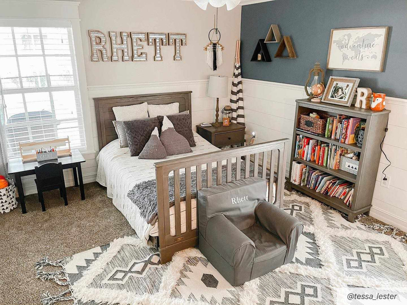 Jarales Cream/Black Tribal Tassel Wool Rug - Clearance by Boutique Rugs