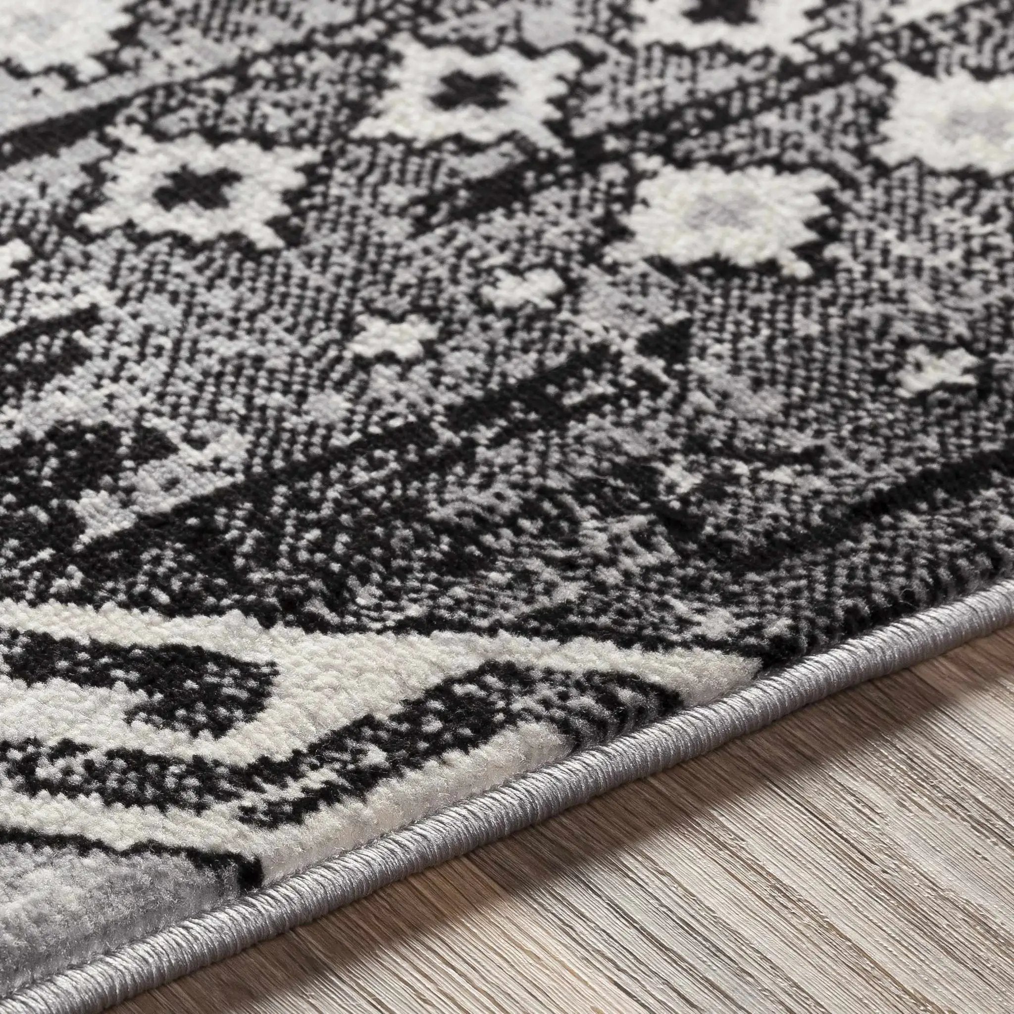 Thatcham Area Rug - Clearance by Boutique Rugs