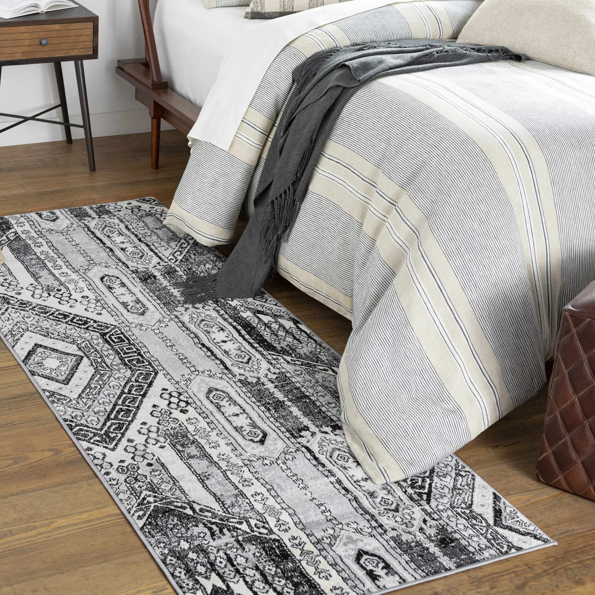 Thatcham Area Rug - Clearance by Boutique Rugs