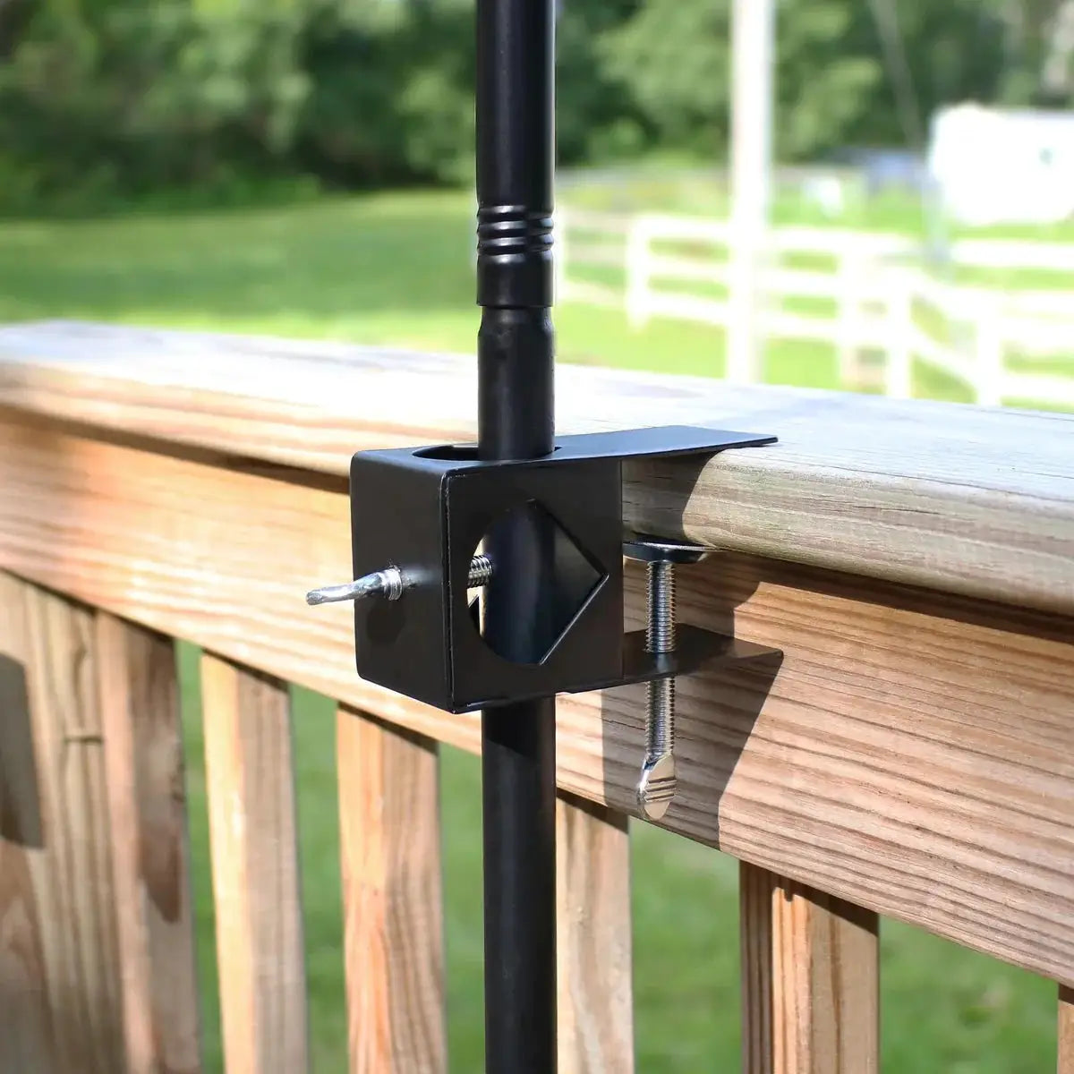 Threshold Deck Torch Clamp,For Pathway Lights -2 Pack [Aluminum] by Outdoor Solar Outlet