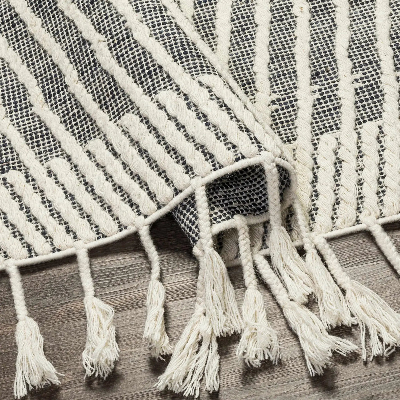 Tamayong Tasseled Jute&Wool Rug - Clearance by Boutique Rugs
