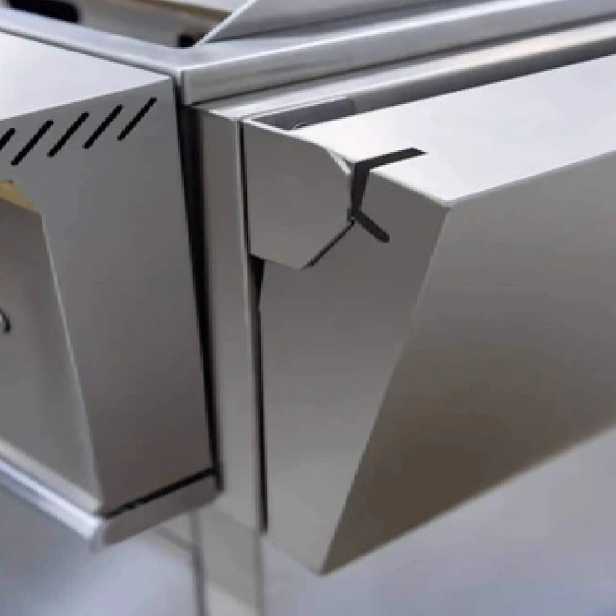 TrueFlame 30" Freestanding Gas Griddle Grill With Cart [TFG30] (SAK89234) by SAKSBY WHOLESALE